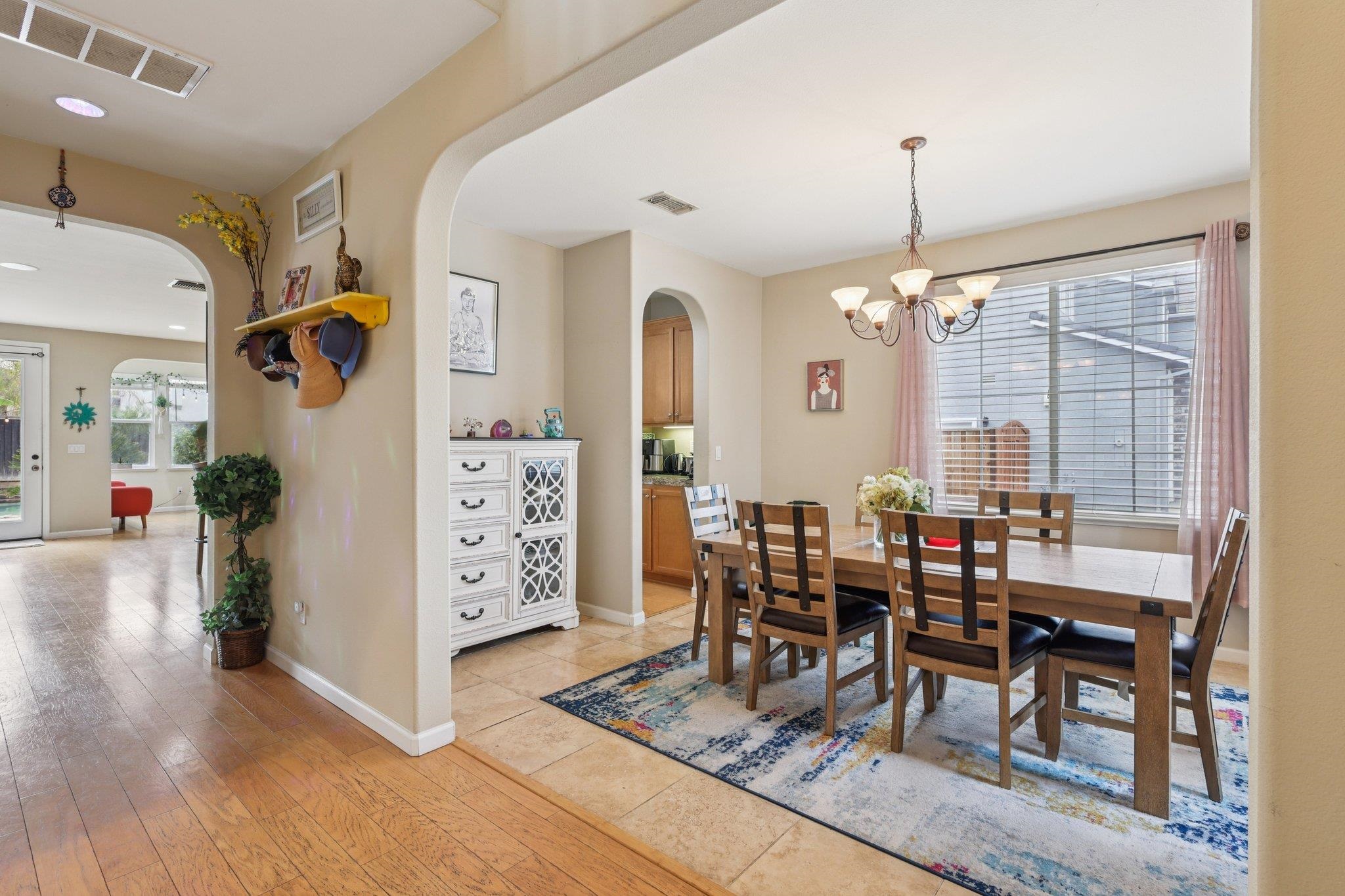 Detail Gallery Image 10 of 55 For 6238 Crystal Springs Cir, Discovery Bay,  CA 94505 - 4 Beds | 3/1 Baths