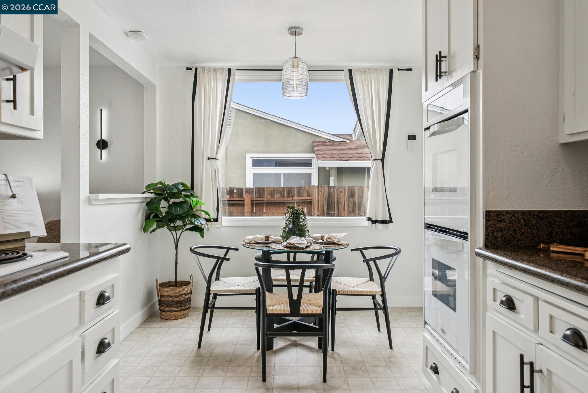 Detail Gallery Image 15 of 34 For 3185 Claudia Dr., Concord,  CA 94519 - 3 Beds | 2 Baths