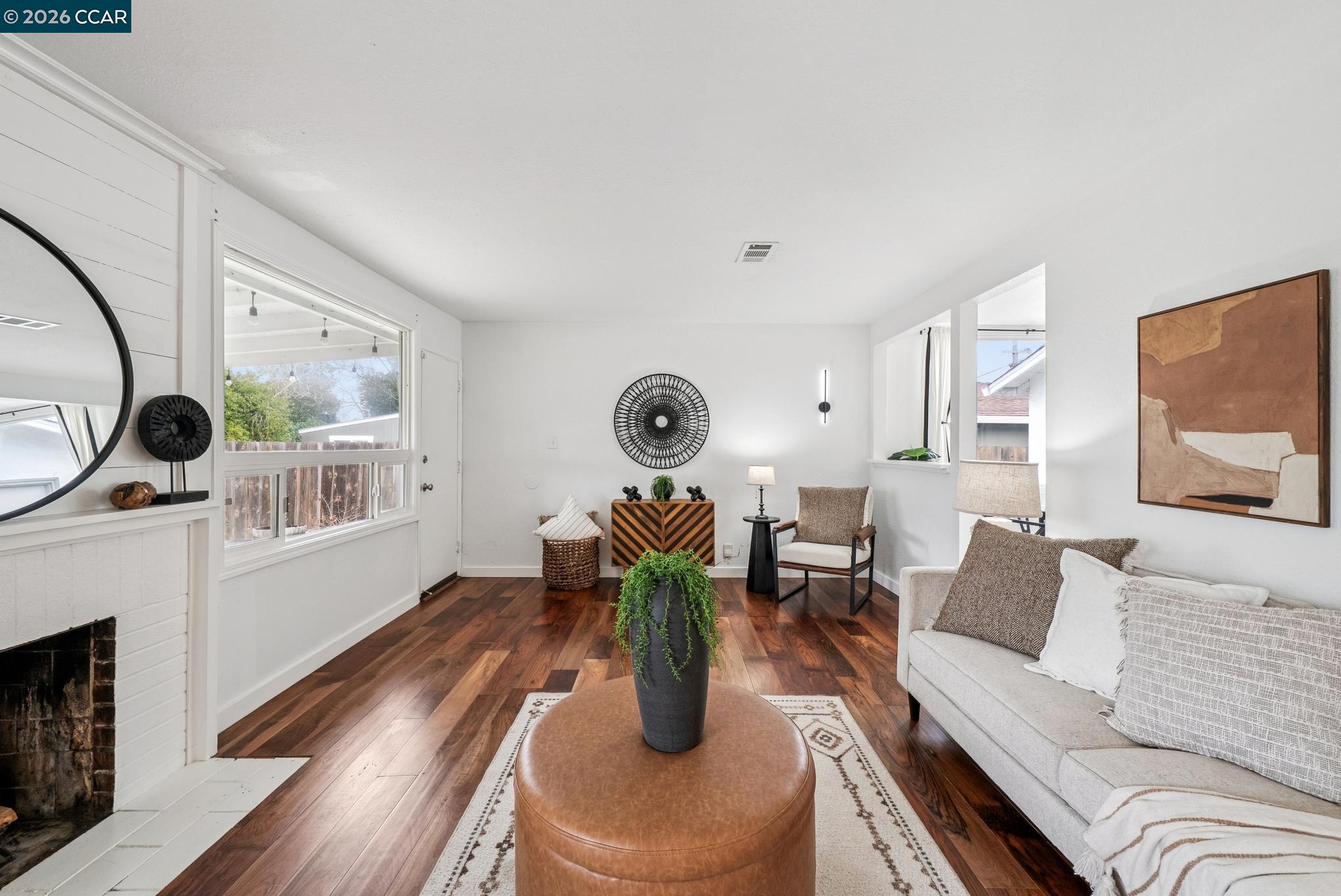 Detail Gallery Image 8 of 34 For 3185 Claudia Dr., Concord,  CA 94519 - 3 Beds | 2 Baths