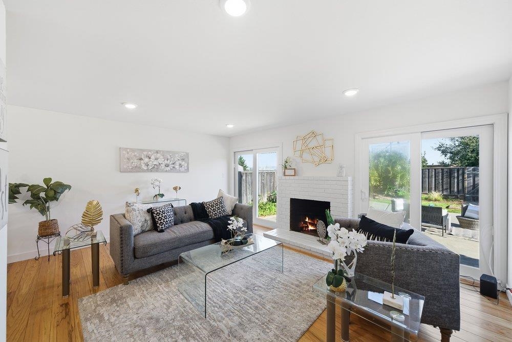 Detail Gallery Image 5 of 26 For 15744 via Sonata, San Lorenzo,  CA 94580 - 3 Beds | 2 Baths