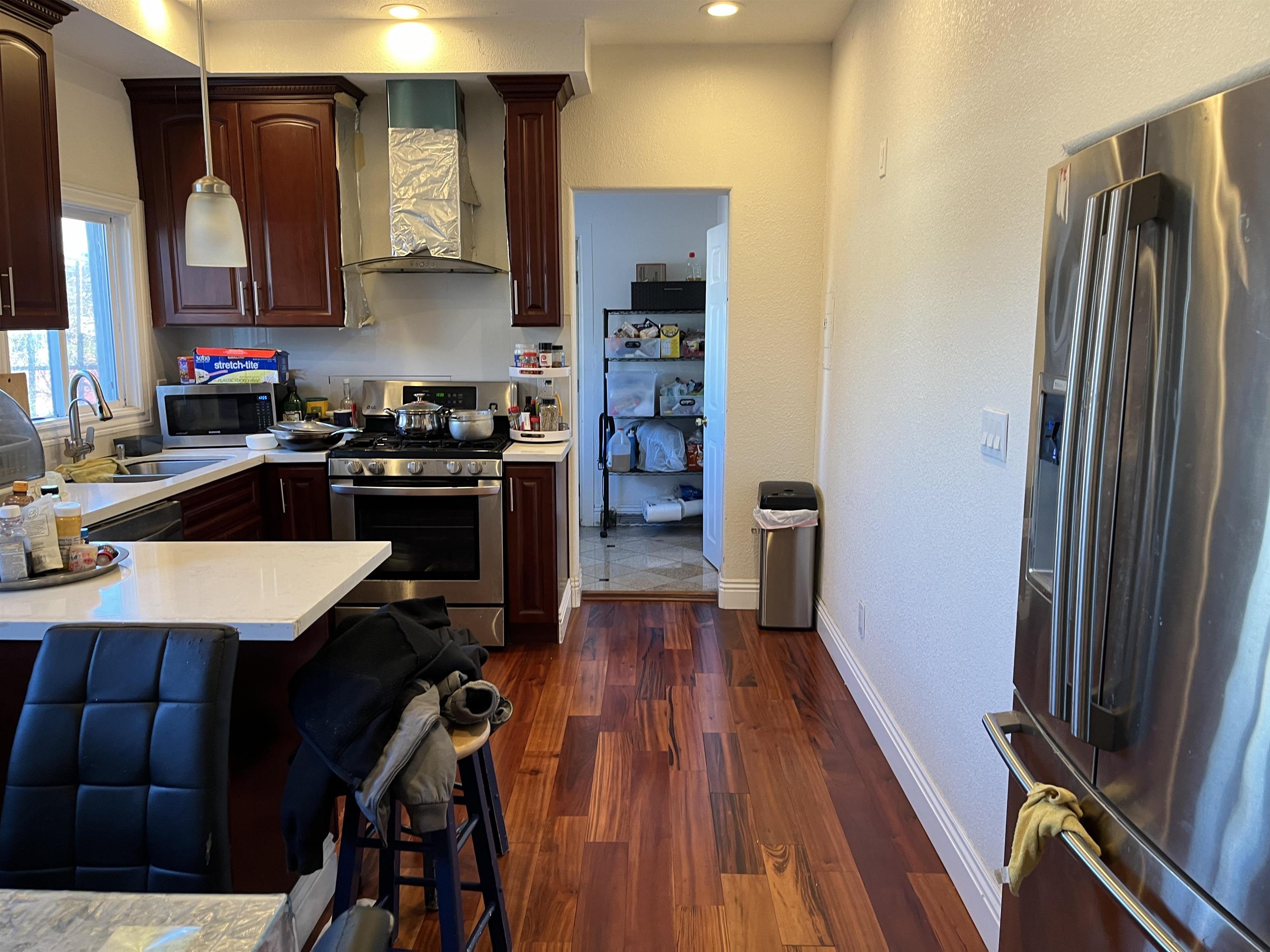 Detail Gallery Image 6 of 13 For 22168 Peralta St, Hayward,  CA 94541 - 2 Beds | 1 Baths