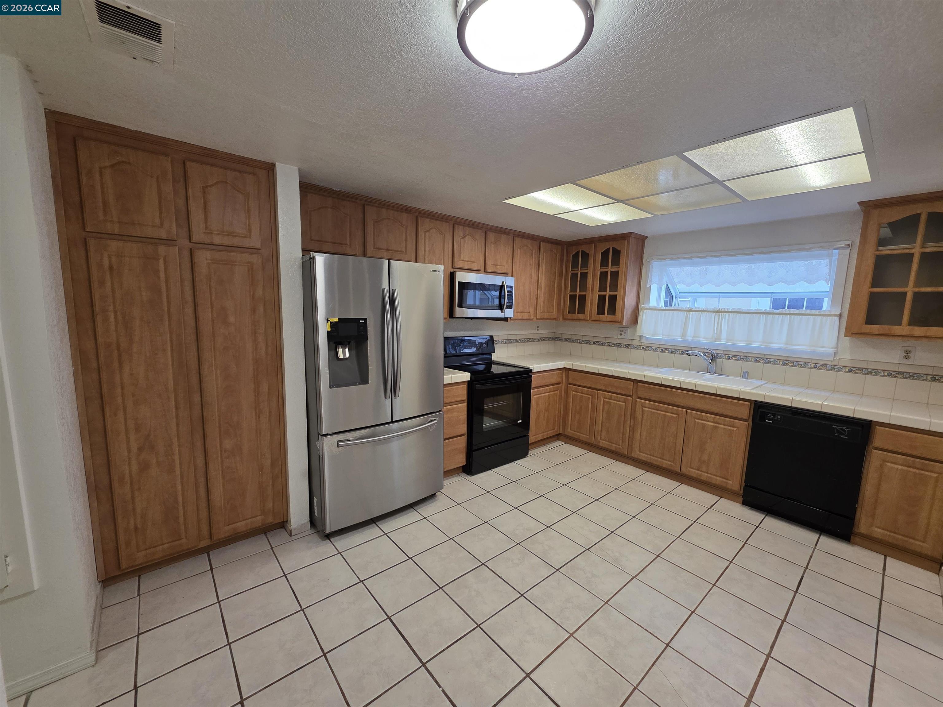 Photo #9: 41121709 Listing: Photo #9