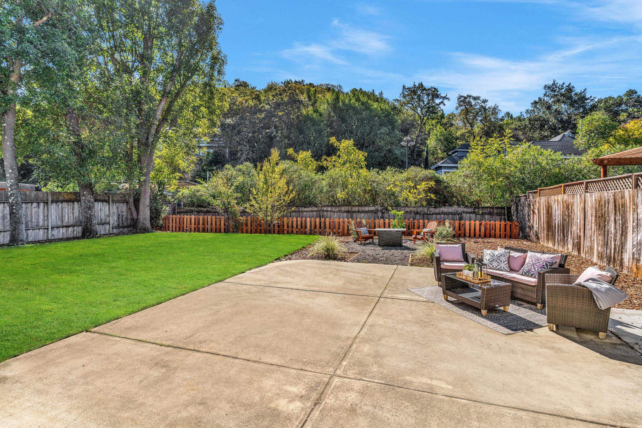 Detail Gallery Image 21 of 56 For 508 San Marin Dr, Novato,  CA 94945 - 4 Beds | 2/1 Baths