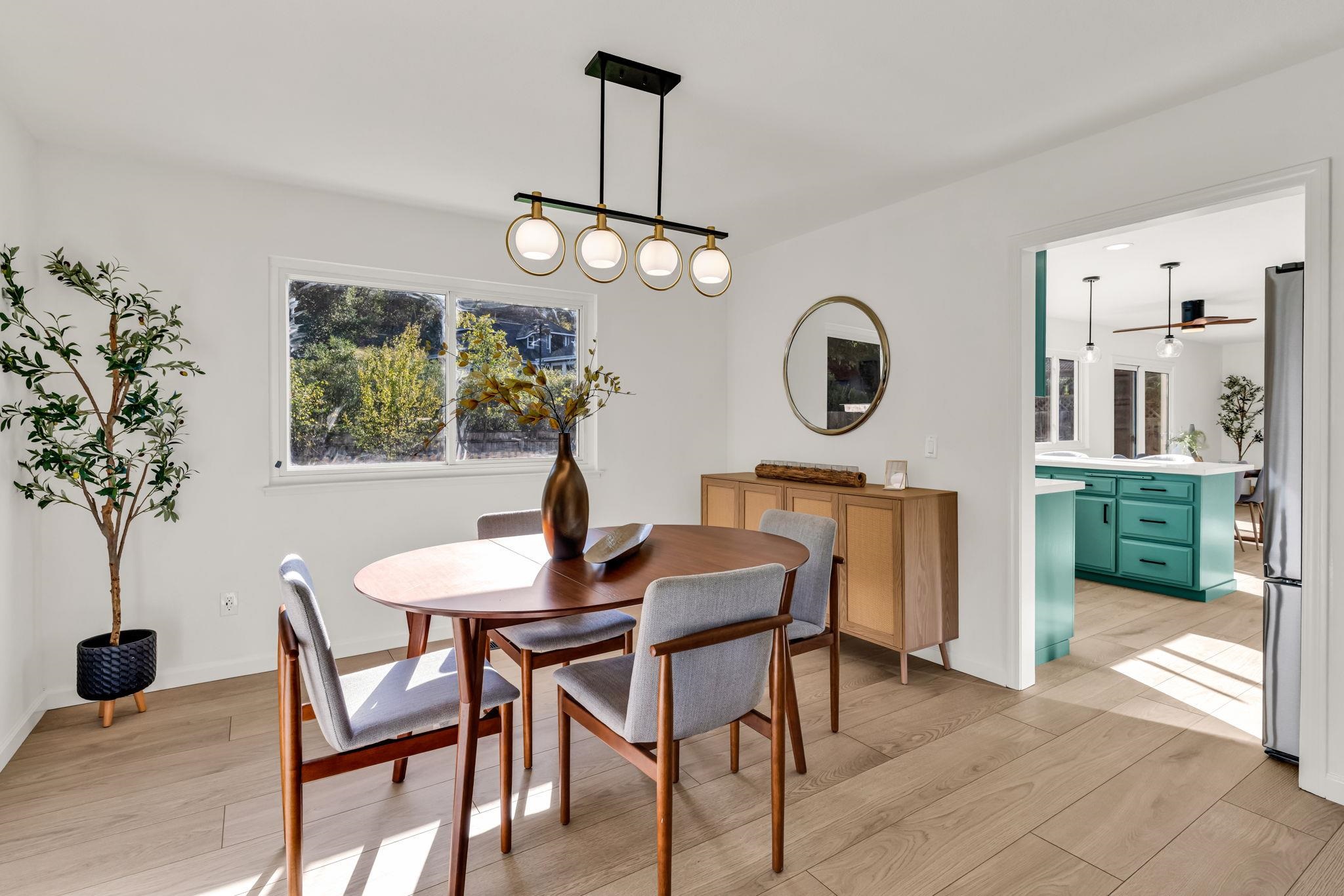 Detail Gallery Image 8 of 56 For 508 San Marin Dr, Novato,  CA 94945 - 4 Beds | 2/1 Baths