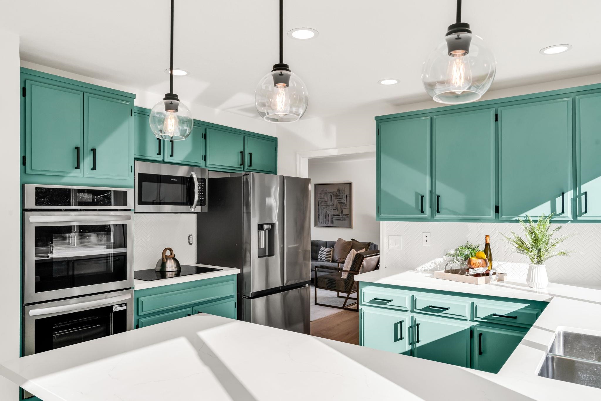 Detail Gallery Image 9 of 56 For 508 San Marin Dr, Novato,  CA 94945 - 4 Beds | 2/1 Baths