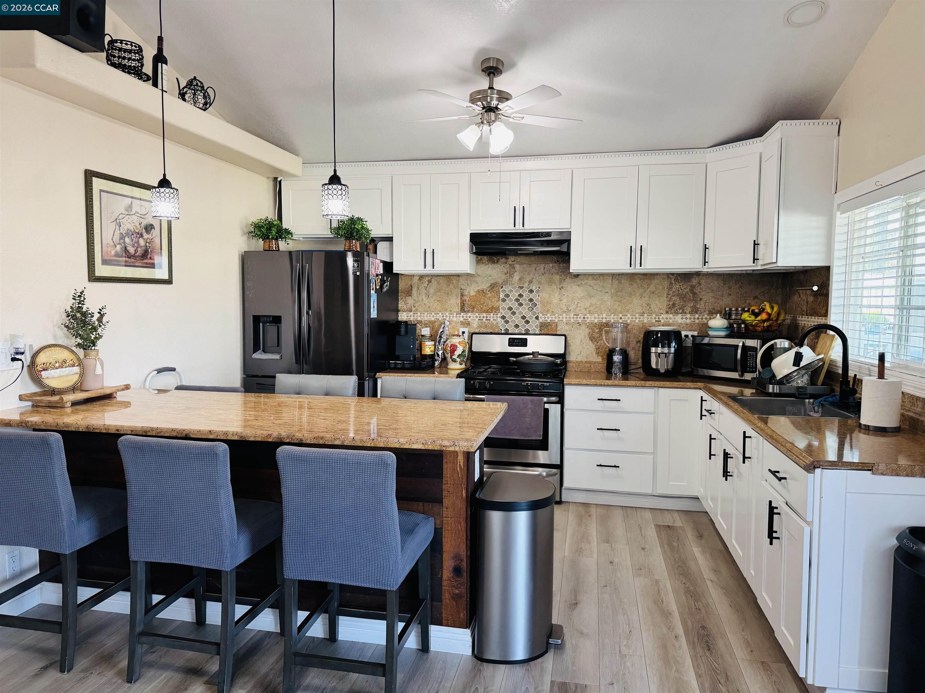 Detail Gallery Image 6 of 15 For 3301 Buchanan Rd #89,  Antioch,  CA 94509 - 3 Beds | 2 Baths