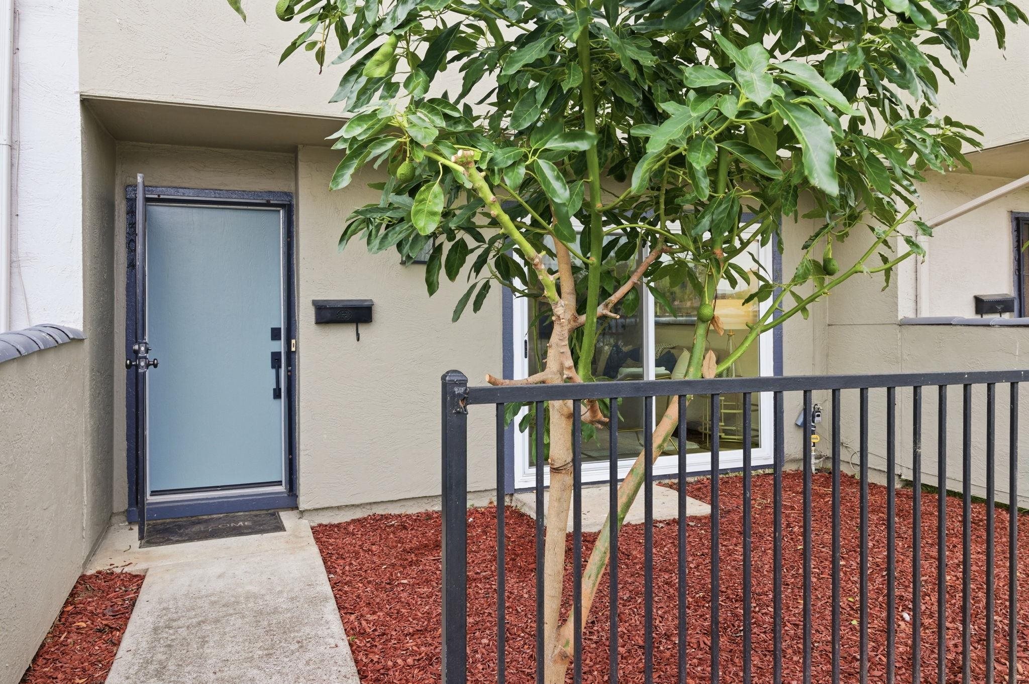 Photo #2: 41121722 Listing: Photo #2