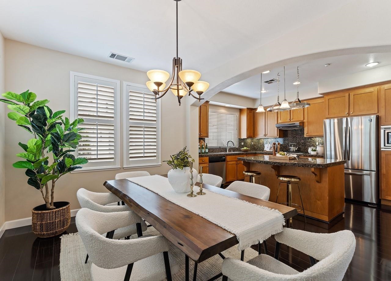 Detail Gallery Image 16 of 38 For 6020 Hillbrook Pl, Dublin,  CA 94568 - 3 Beds | 3/1 Baths