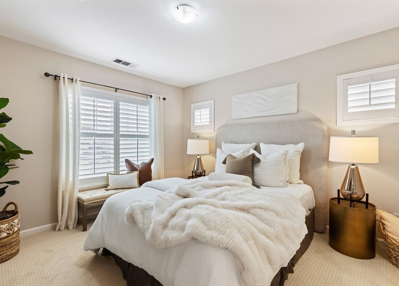 Detail Gallery Image 27 of 38 For 6020 Hillbrook Pl, Dublin,  CA 94568 - 3 Beds | 3/1 Baths