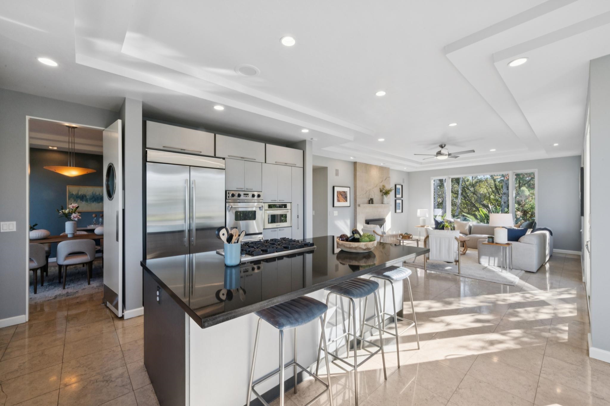 Detail Gallery Image 18 of 60 For 6000 Contra Costa Road, Oakland,  CA 94618 - 5 Beds | 3 Baths