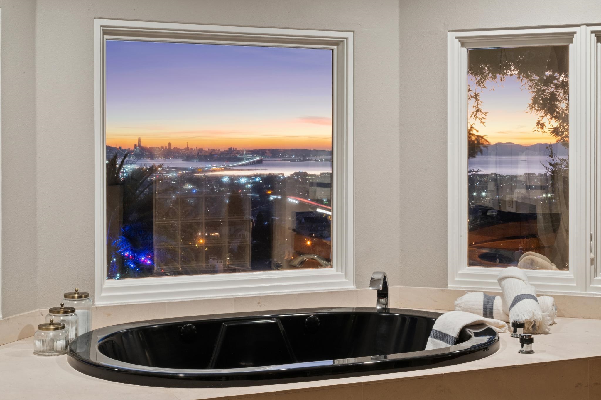 Detail Gallery Image 39 of 60 For 6000 Contra Costa Road, Oakland,  CA 94618 - 5 Beds | 3 Baths