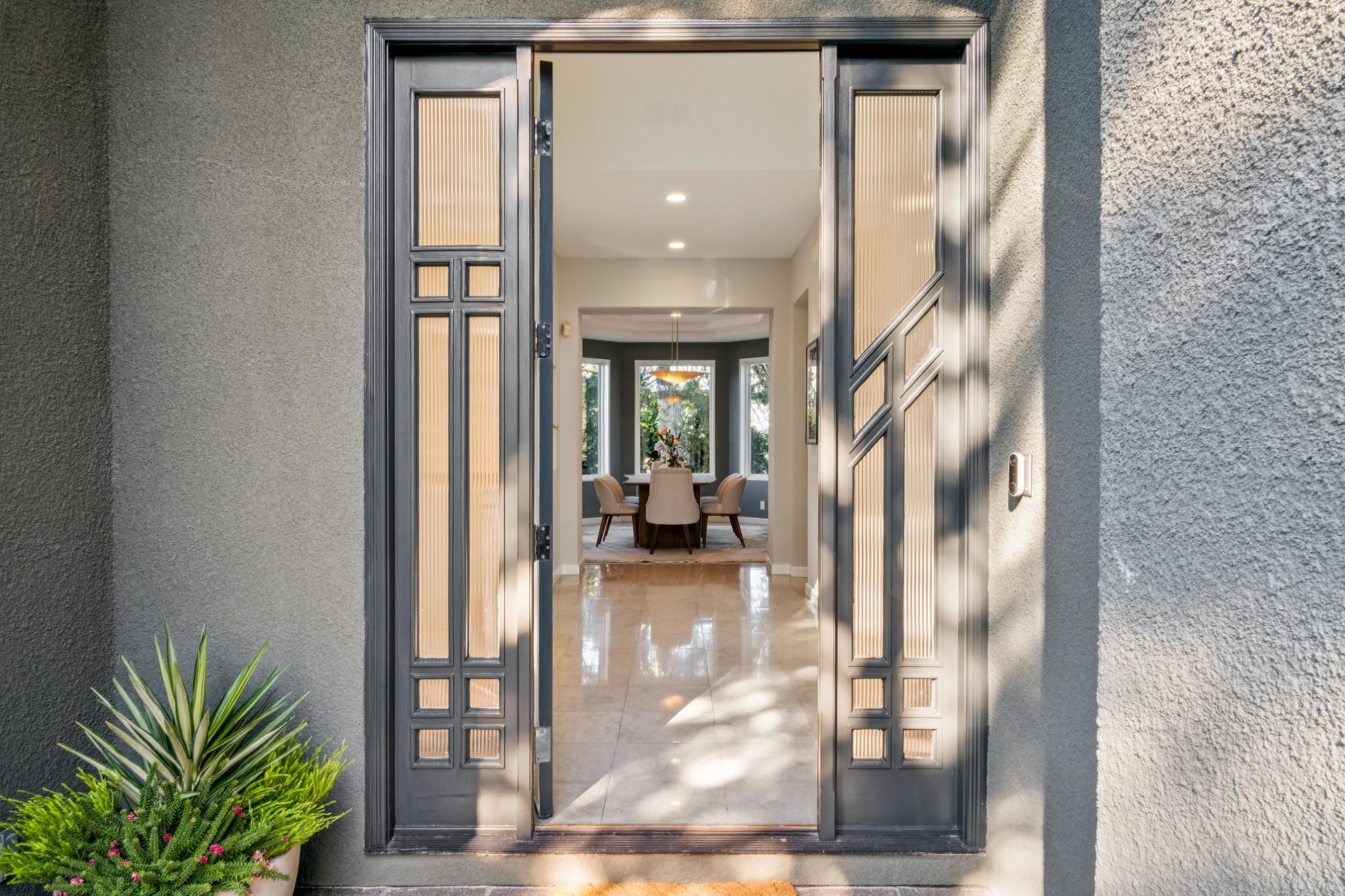 Detail Gallery Image 10 of 60 For 6000 Contra Costa Road, Oakland,  CA 94618 - 5 Beds | 3 Baths