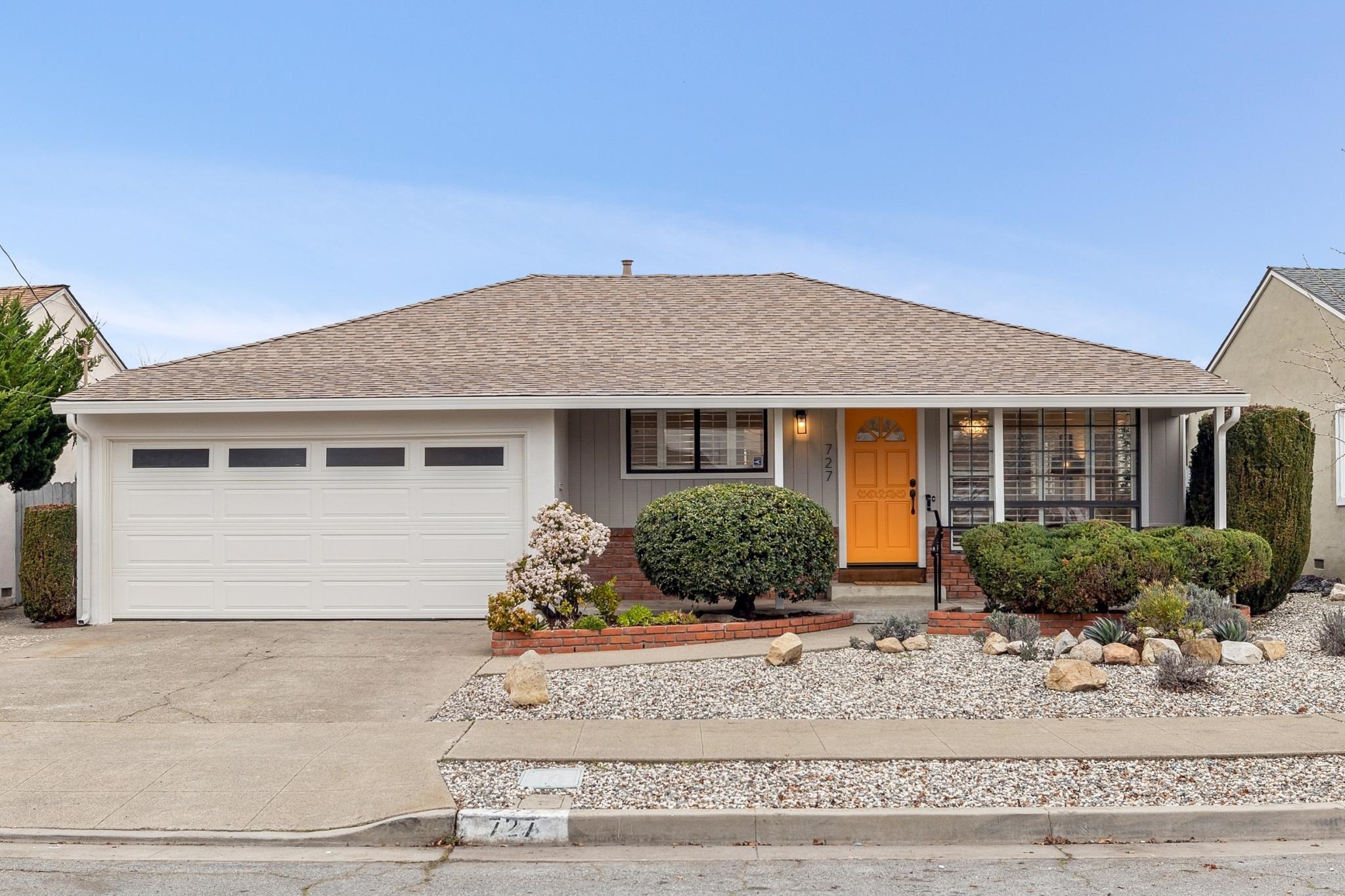 Detail Gallery Image 2 of 47 For 727 Moraga Dr, San Leandro,  CA 94578 - 3 Beds | 2 Baths