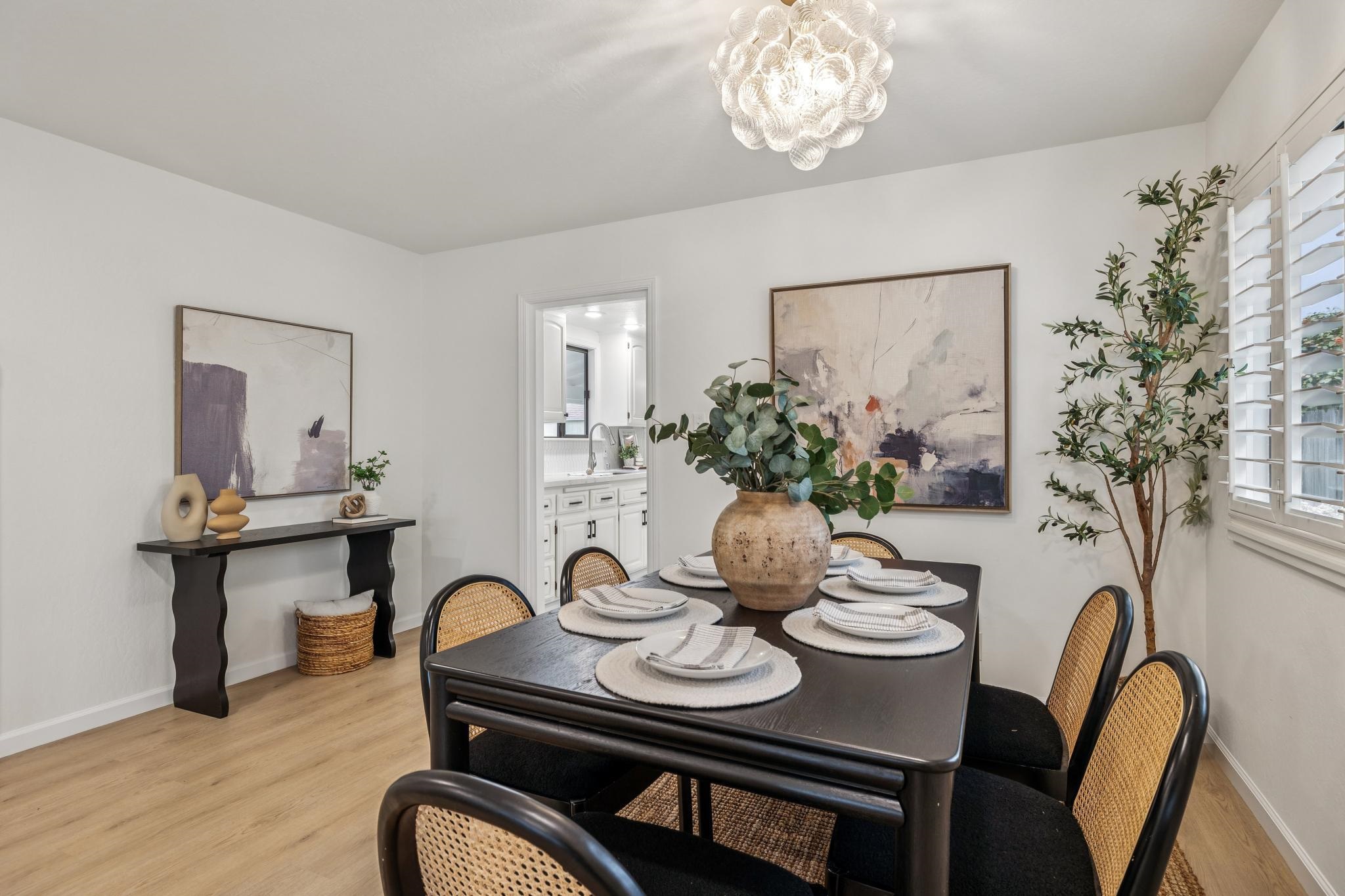 Detail Gallery Image 13 of 47 For 727 Moraga Dr, San Leandro,  CA 94578 - 3 Beds | 2 Baths