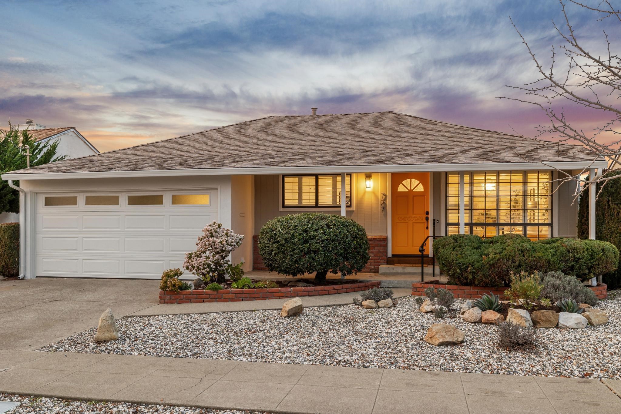 Detail Gallery Image 3 of 47 For 727 Moraga Dr, San Leandro,  CA 94578 - 3 Beds | 2 Baths