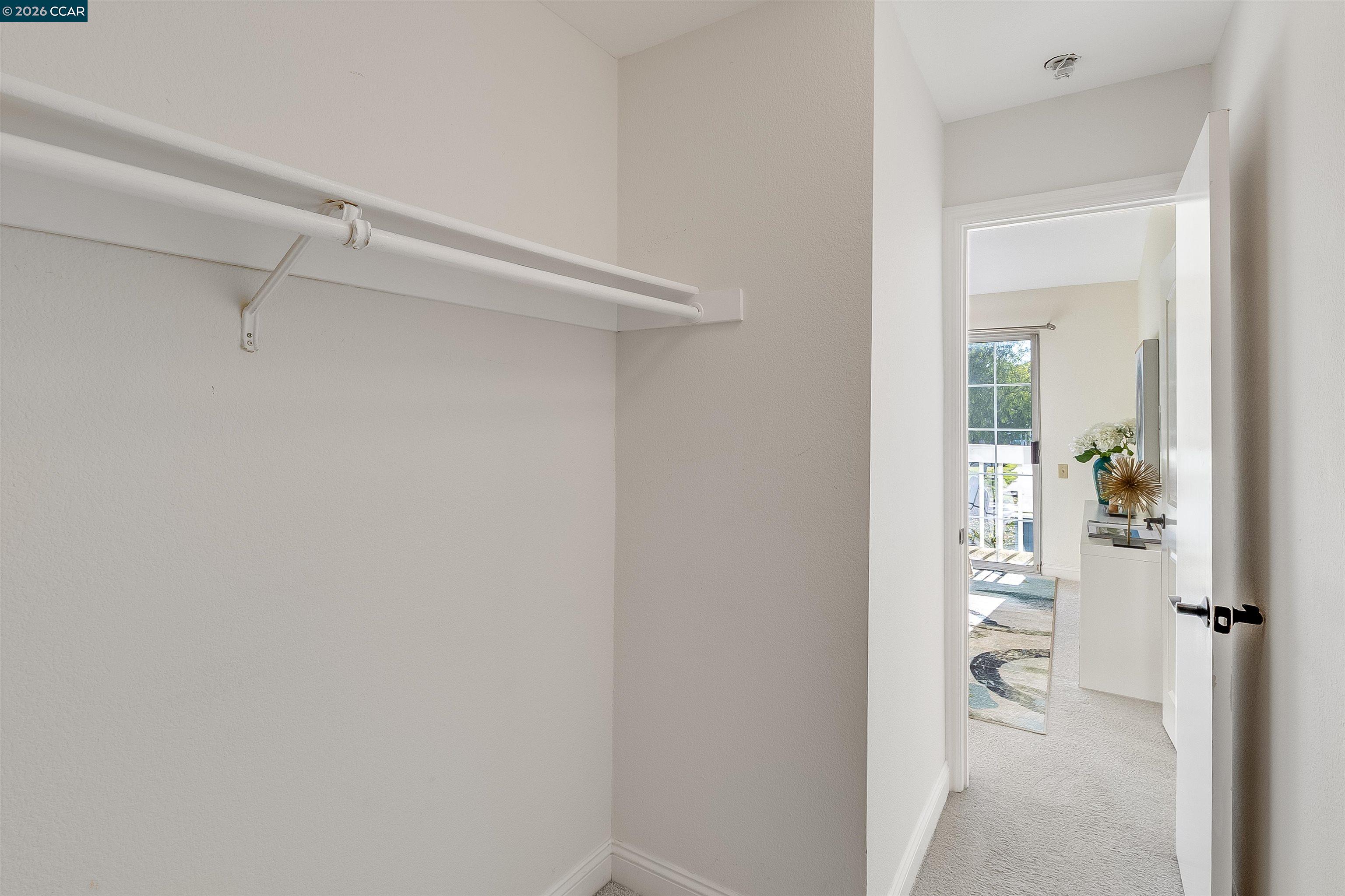 Photo #12: 41121731 Listing: Photo #12