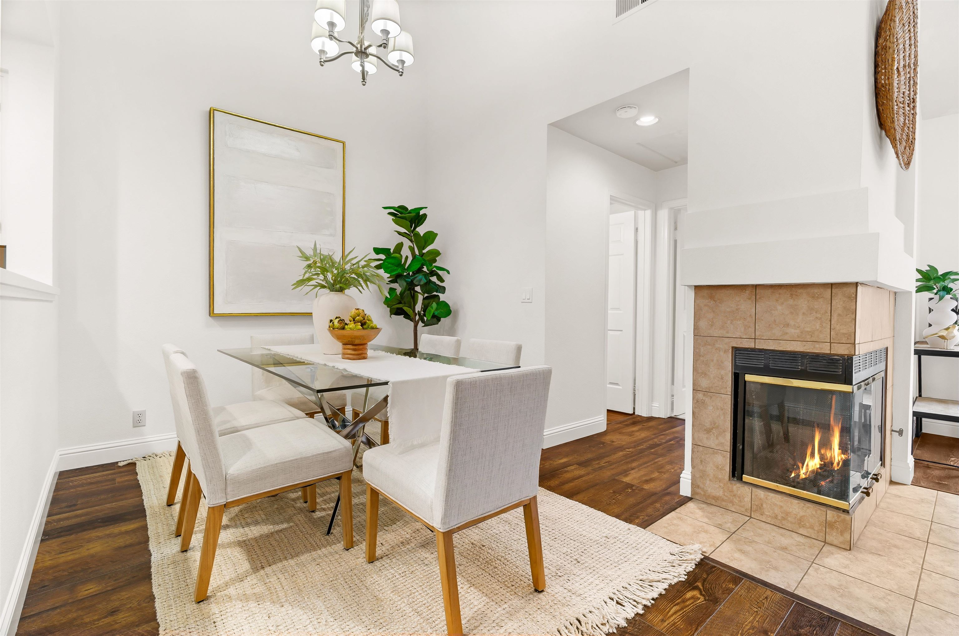 Photo #3: 41121733 Listing: Photo #3