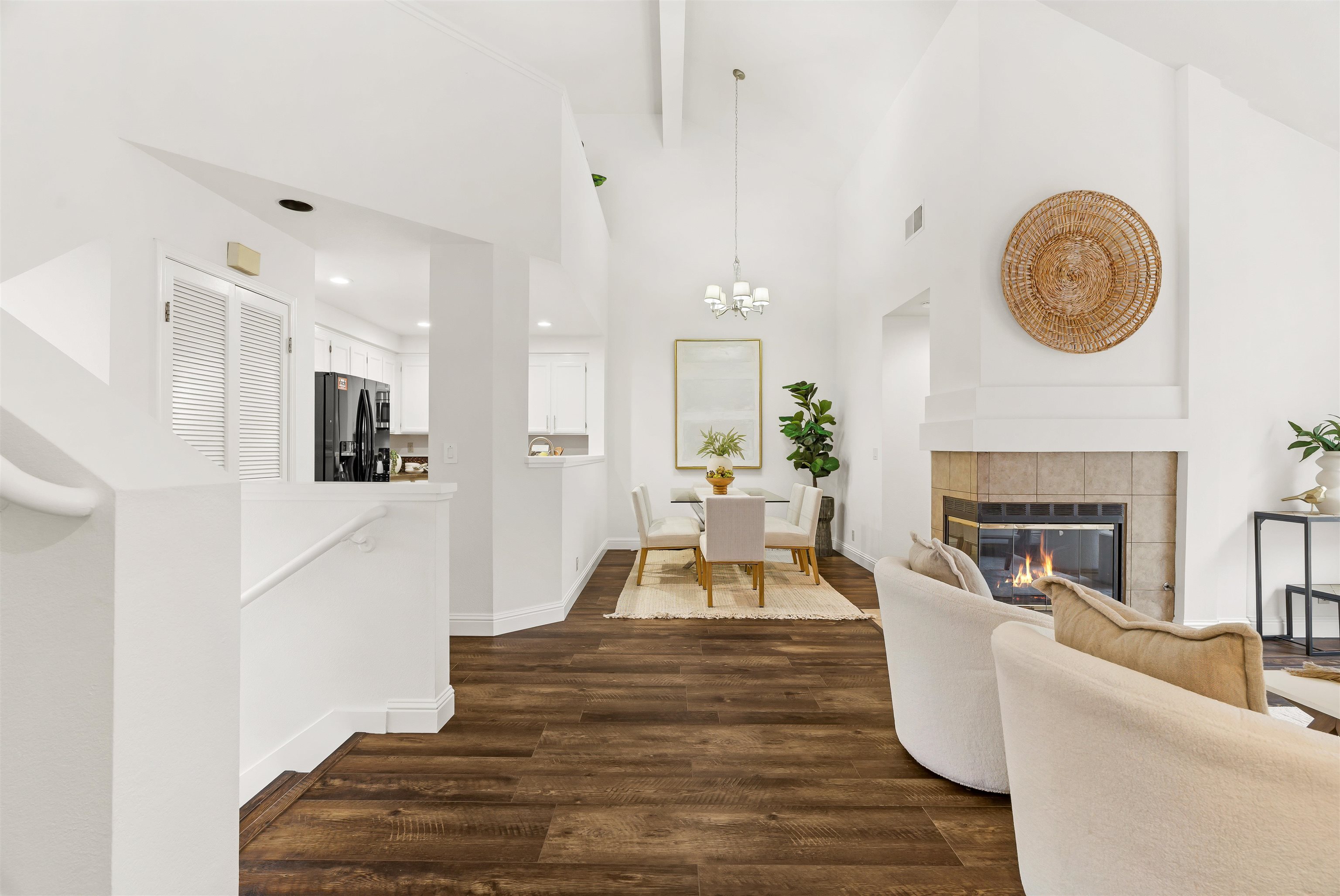 Detail Gallery Image 4 of 42 For 7774 Tuscany Dr, Dublin,  CA 94568 - 2 Beds | 2 Baths