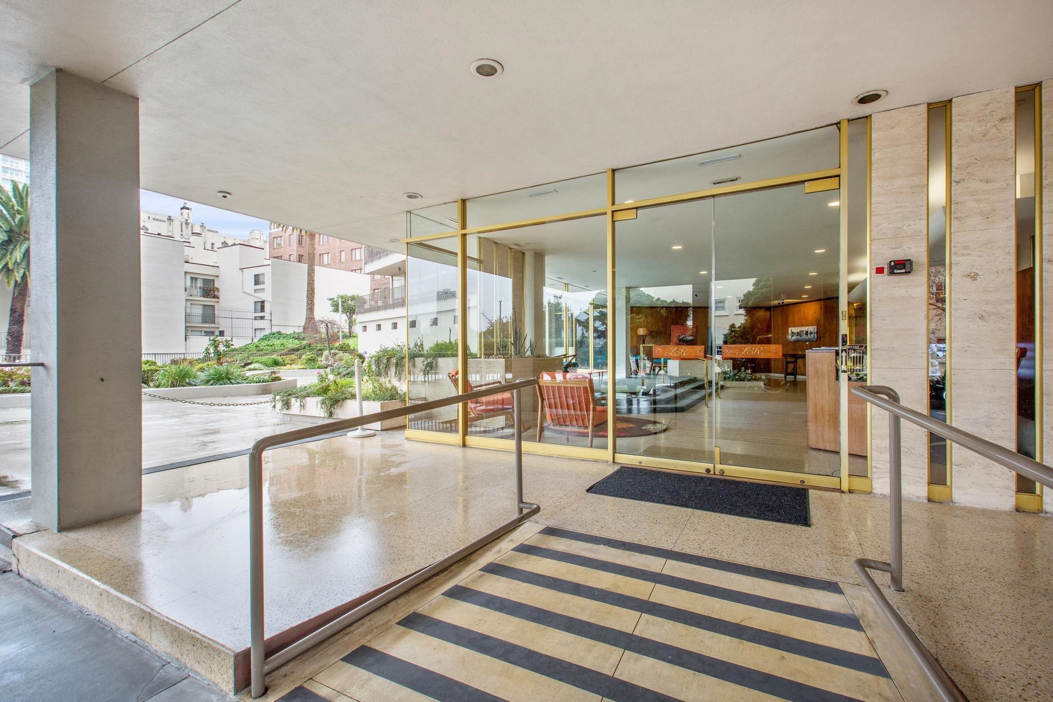 Photo #8: 41121736 Listing: Photo #8