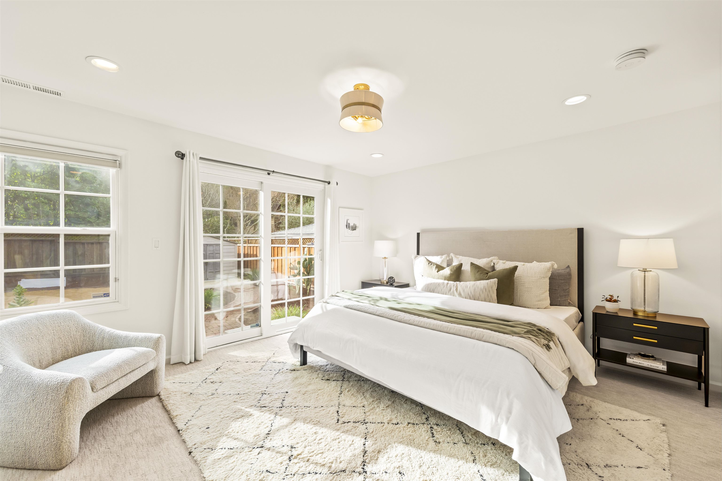 Detail Gallery Image 26 of 57 For 1509 Mountain Blvd, Oakland,  CA 94611 - 3 Beds | 2 Baths