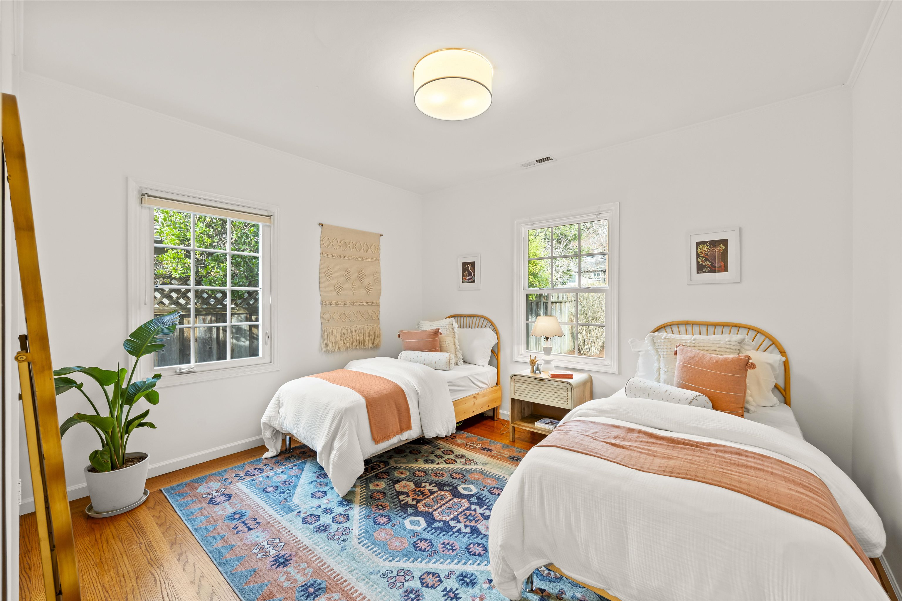 Detail Gallery Image 34 of 57 For 1509 Mountain Blvd, Oakland,  CA 94611 - 3 Beds | 2 Baths