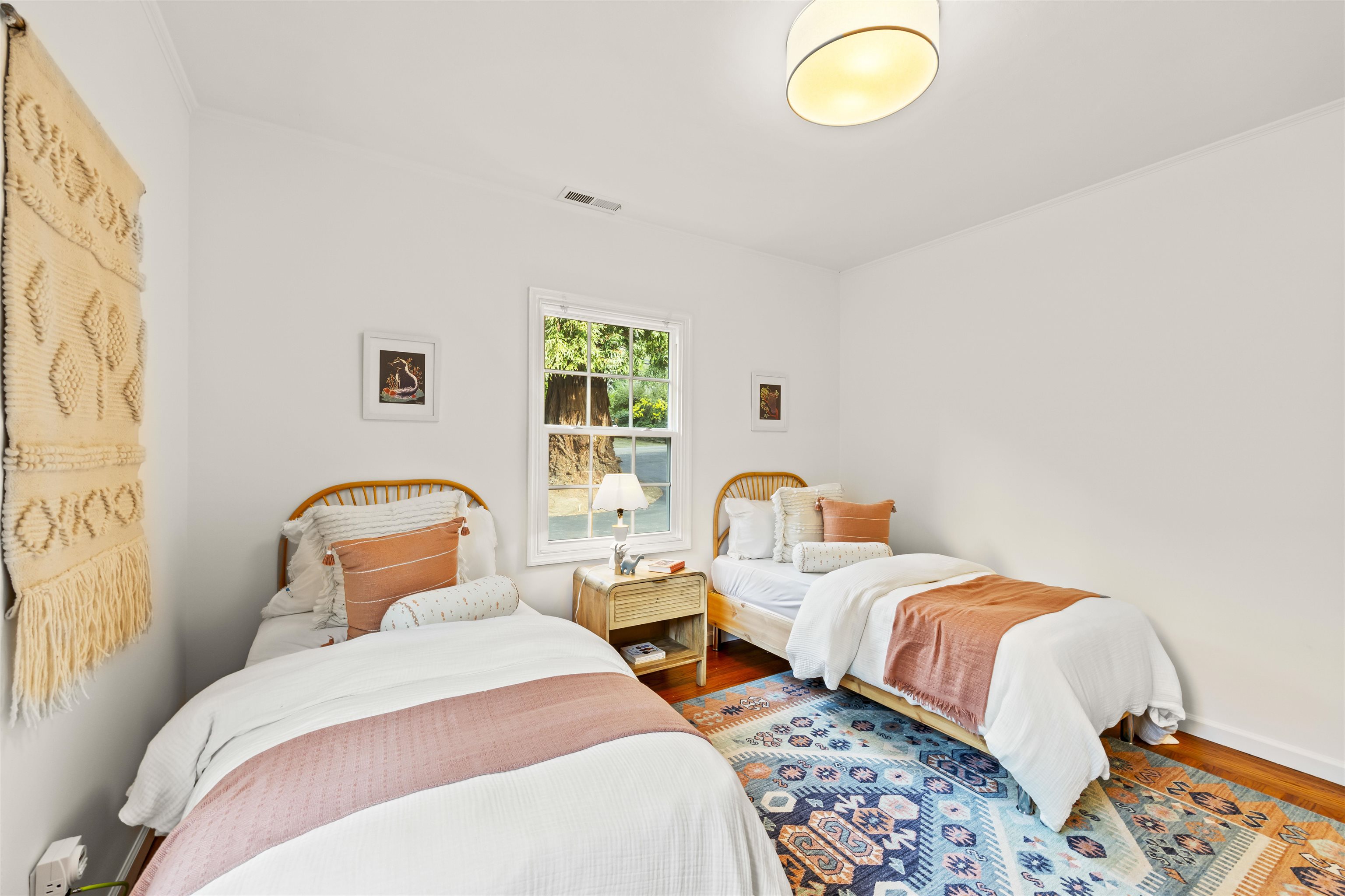 Detail Gallery Image 35 of 57 For 1509 Mountain Blvd, Oakland,  CA 94611 - 3 Beds | 2 Baths