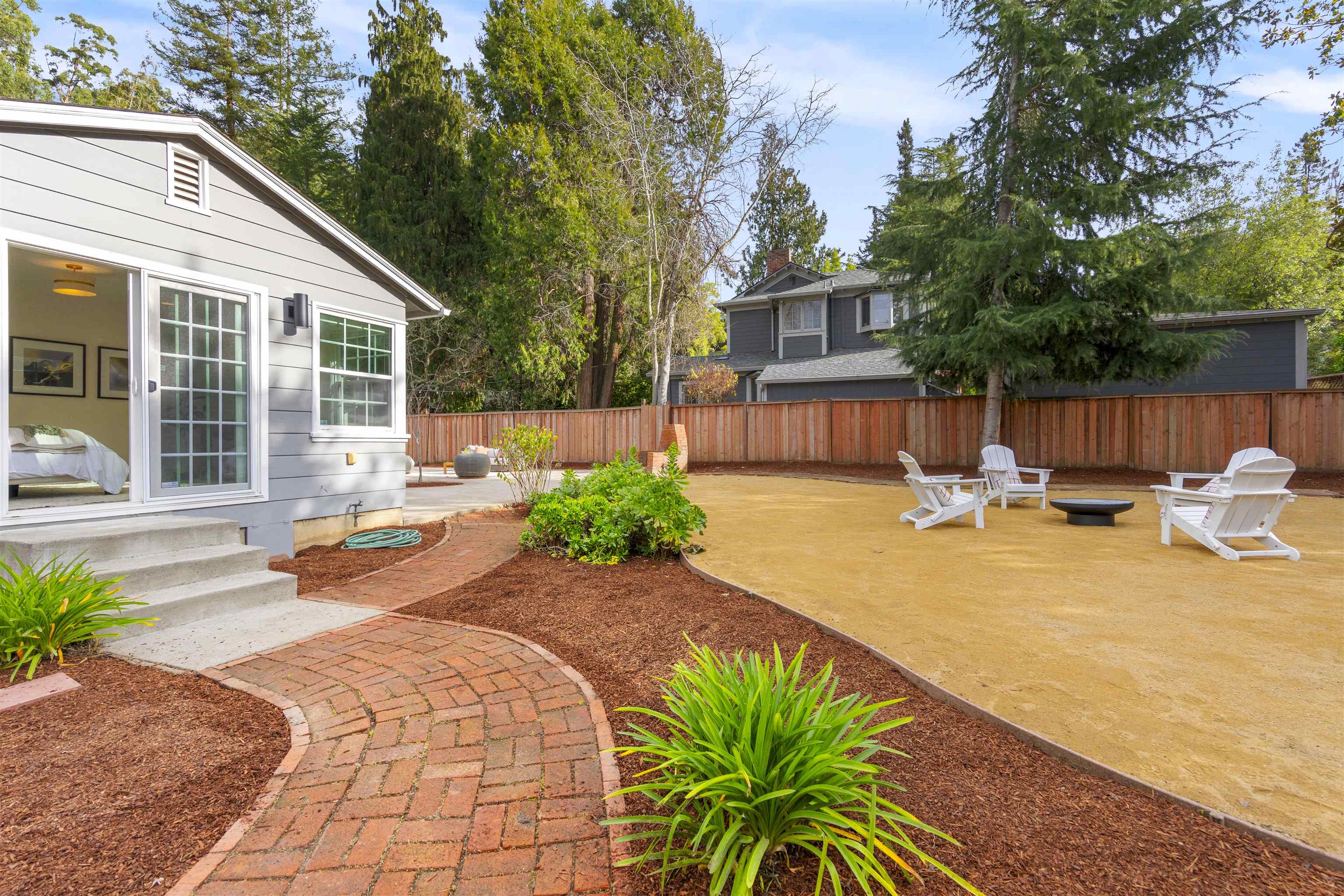 Detail Gallery Image 41 of 57 For 1509 Mountain Blvd, Oakland,  CA 94611 - 3 Beds | 2 Baths