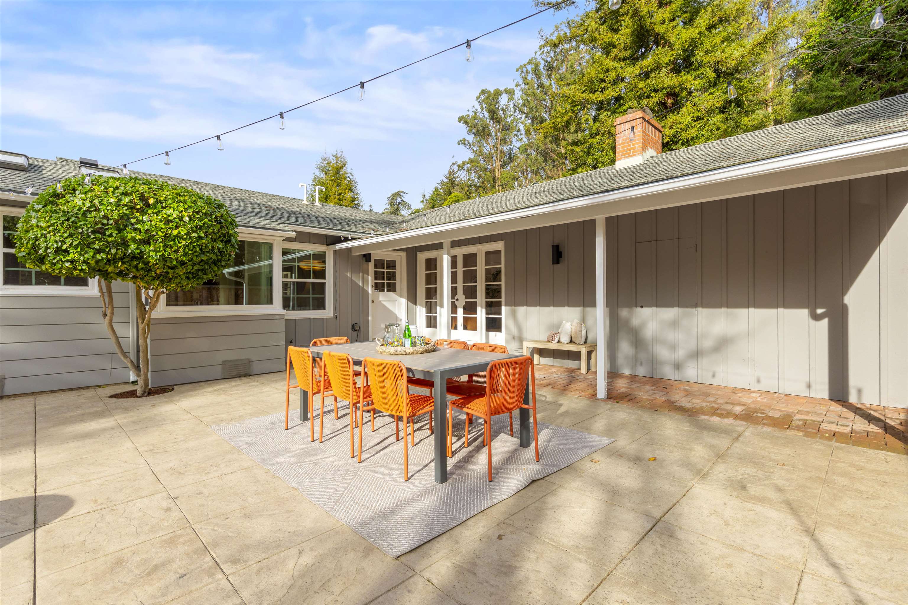 Detail Gallery Image 43 of 57 For 1509 Mountain Blvd, Oakland,  CA 94611 - 3 Beds | 2 Baths