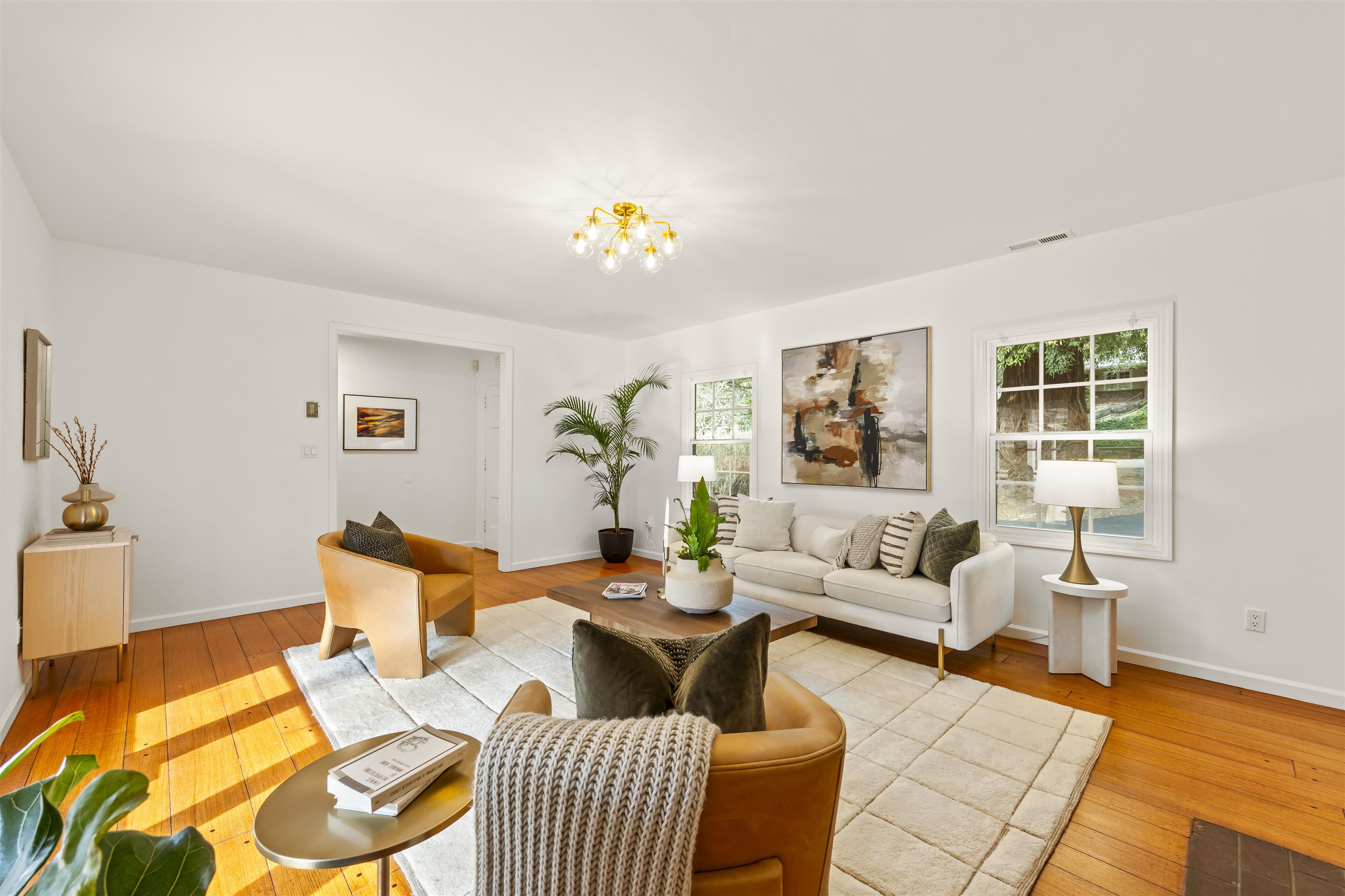 Detail Gallery Image 10 of 57 For 1509 Mountain Blvd, Oakland,  CA 94611 - 3 Beds | 2 Baths