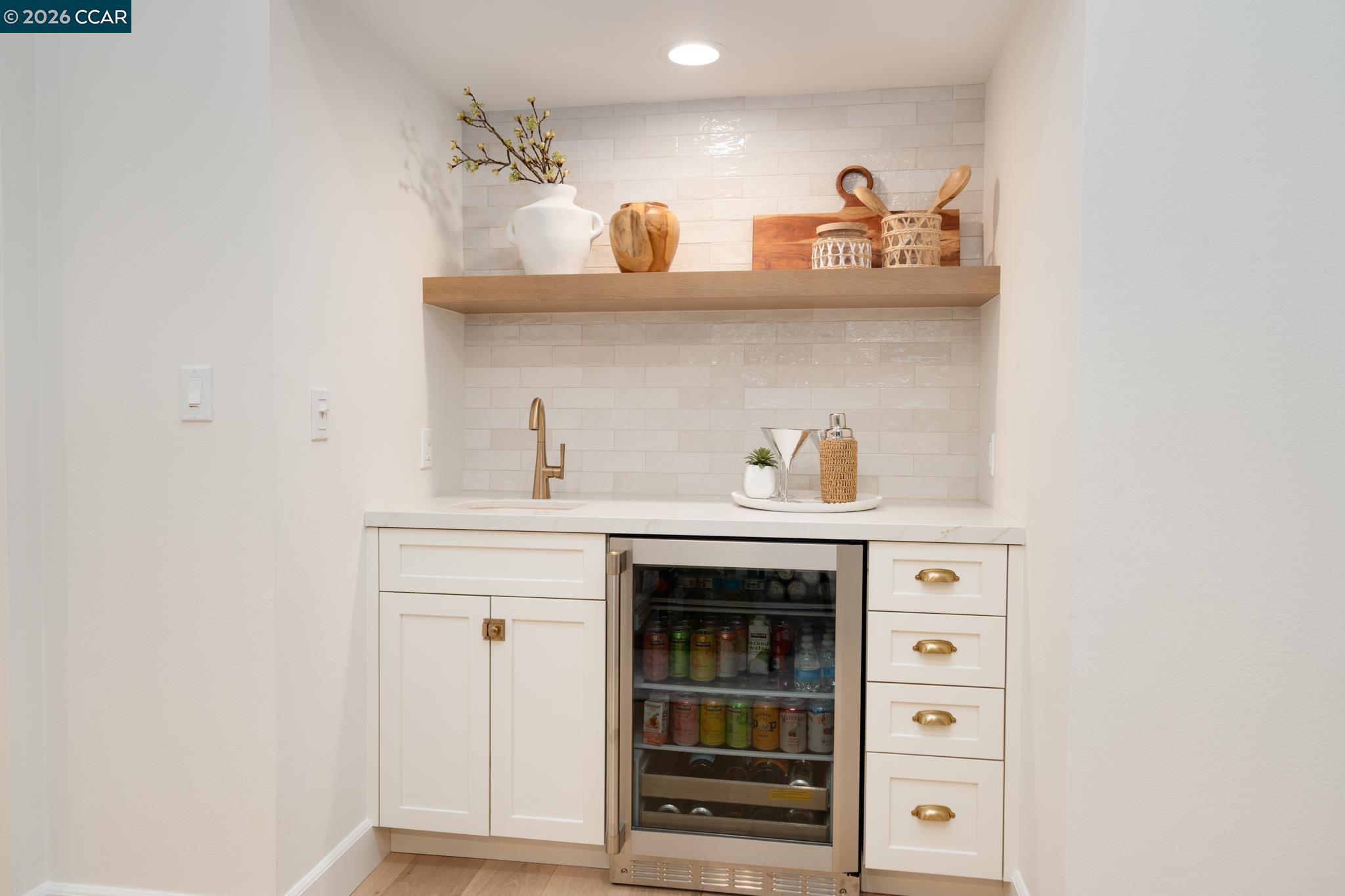 Detail Gallery Image 11 of 42 For 2003 Saint George Rd, Danville,  CA 94526 - 4 Beds | 2/1 Baths