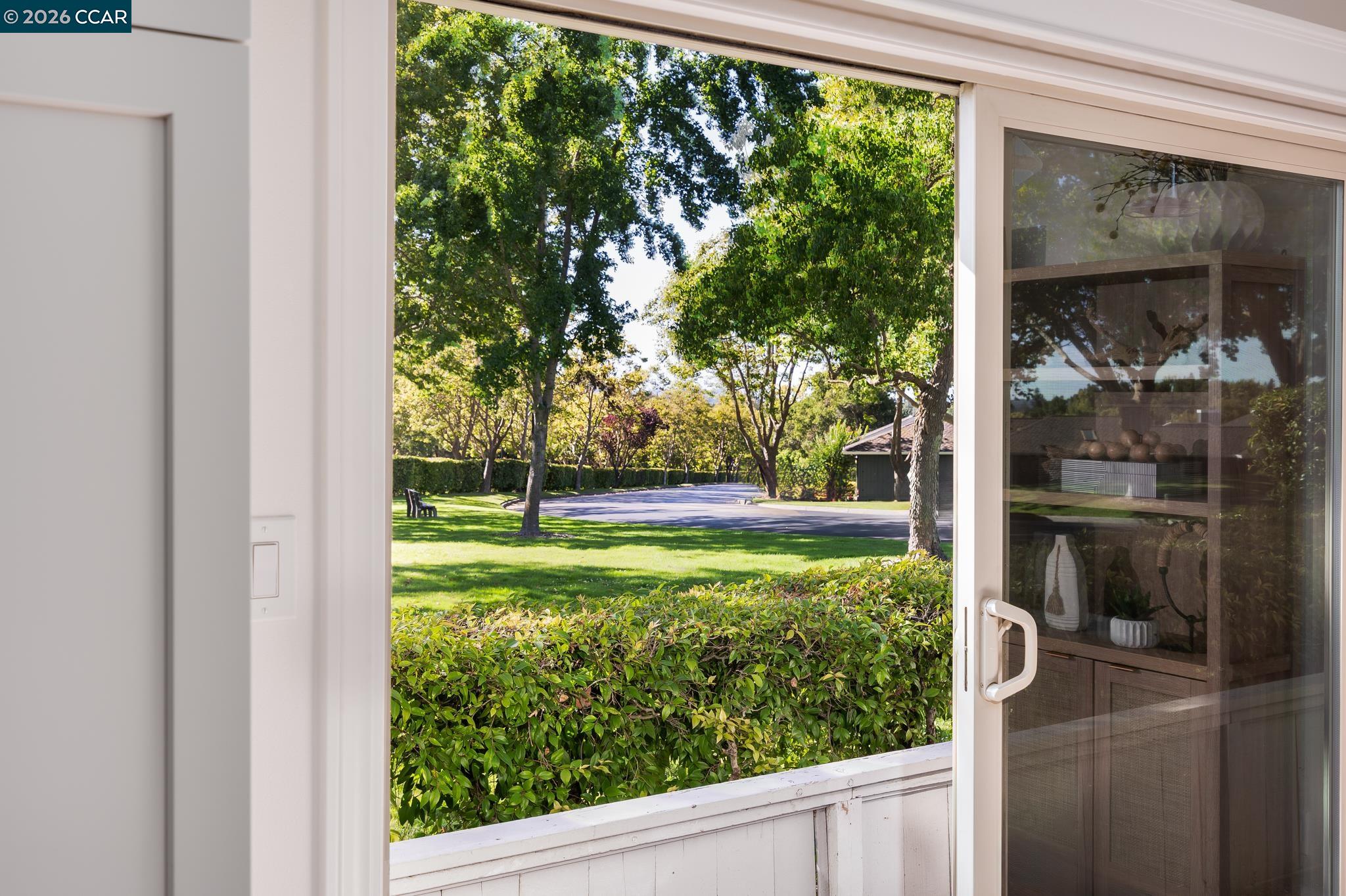 Detail Gallery Image 20 of 42 For 2003 Saint George Rd, Danville,  CA 94526 - 4 Beds | 2/1 Baths