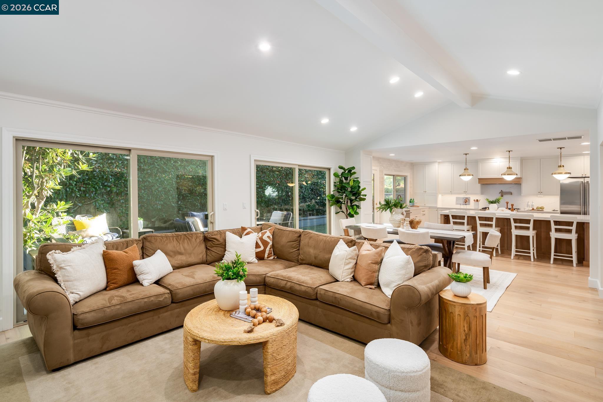 Detail Gallery Image 7 of 42 For 2003 Saint George Rd, Danville,  CA 94526 - 4 Beds | 2/1 Baths