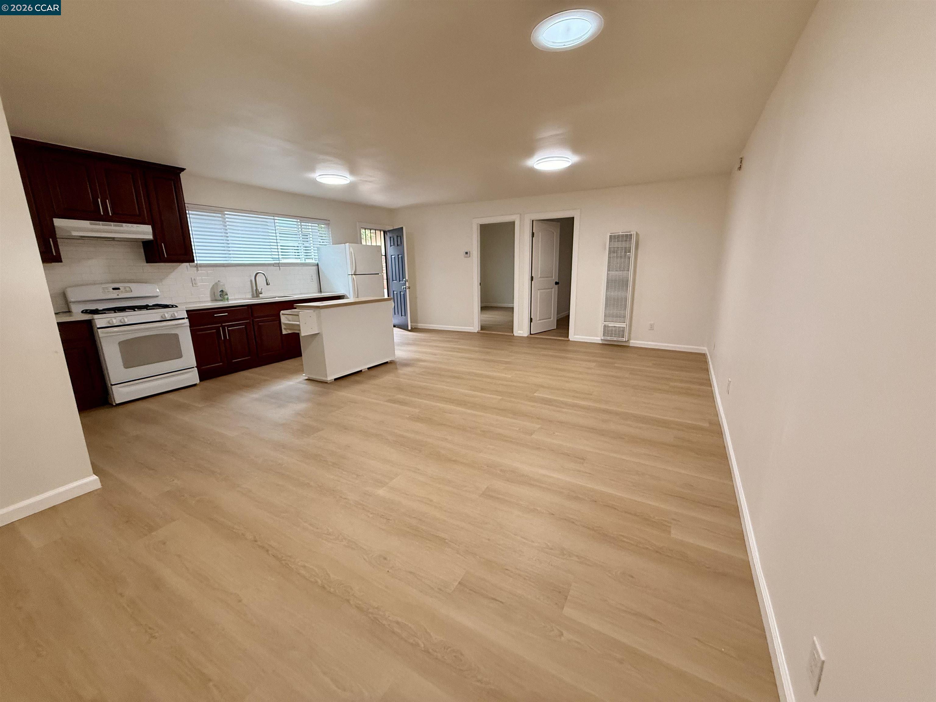 Detail Gallery Image 33 of 45 For 2100 94th Ave, Oakland,  CA 94603 - – Beds | – Baths