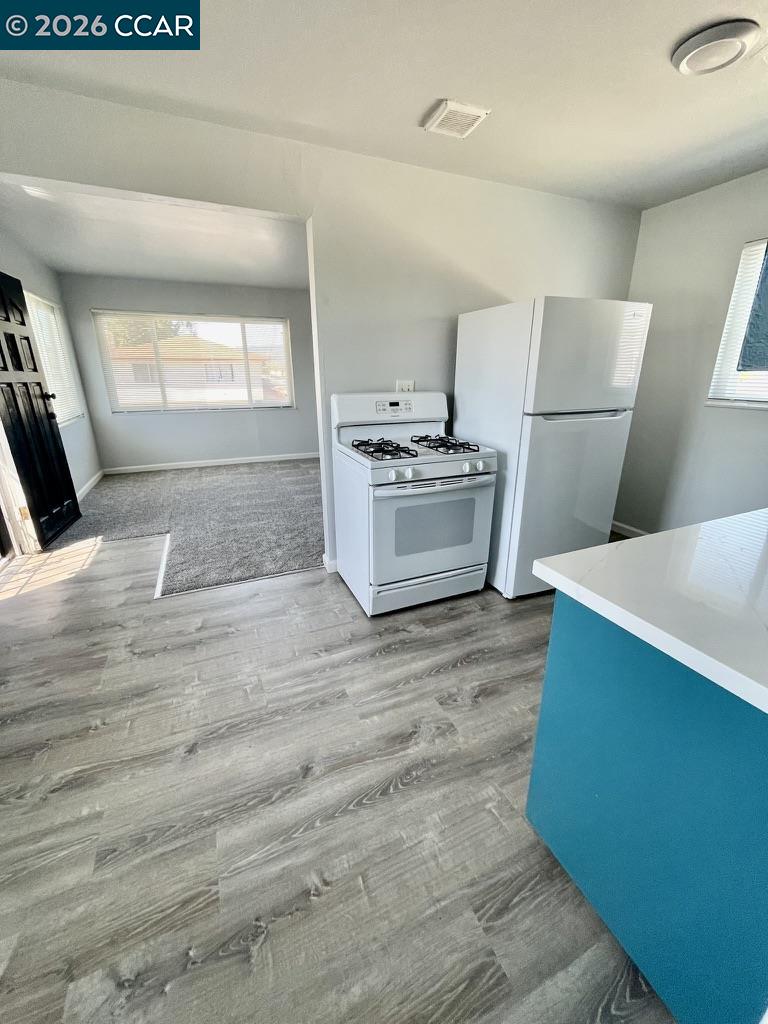 Detail Gallery Image 6 of 16 For 1636 101st Ave, Oakland,  CA 94603 - – Beds | – Baths