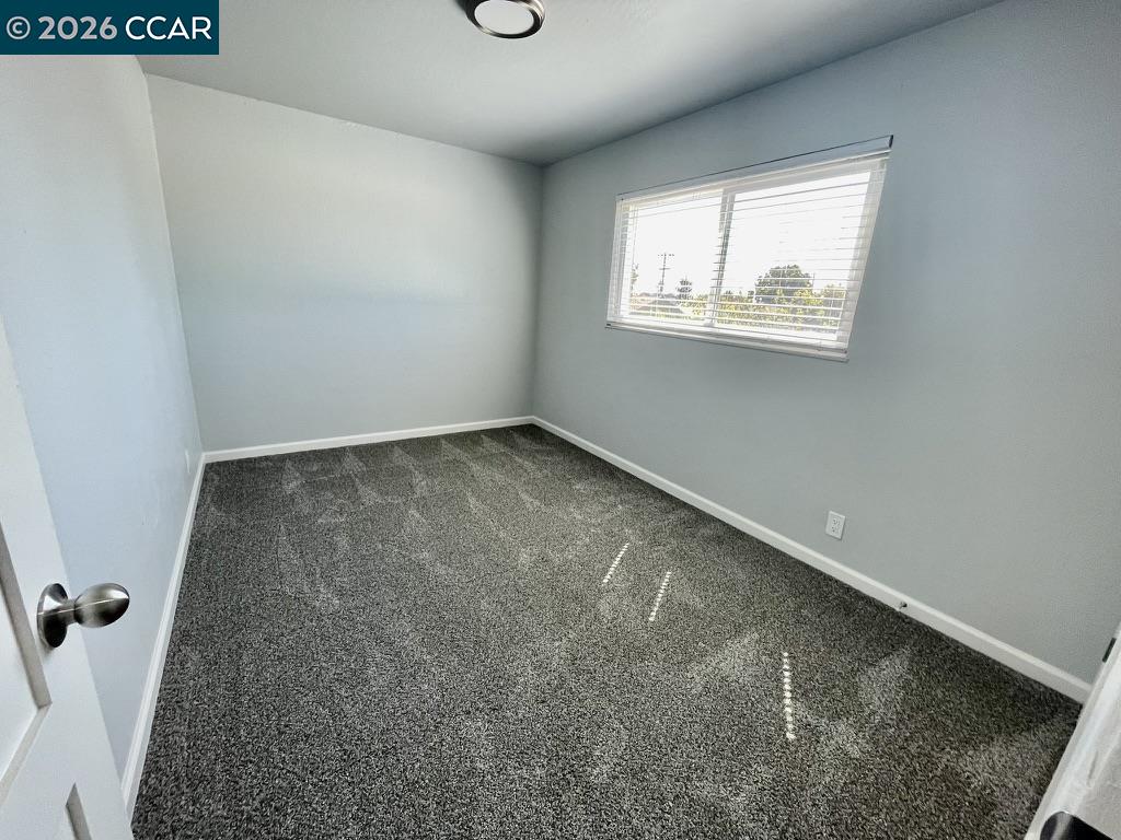 Detail Gallery Image 10 of 16 For 1636 101st Ave, Oakland,  CA 94603 - – Beds | – Baths