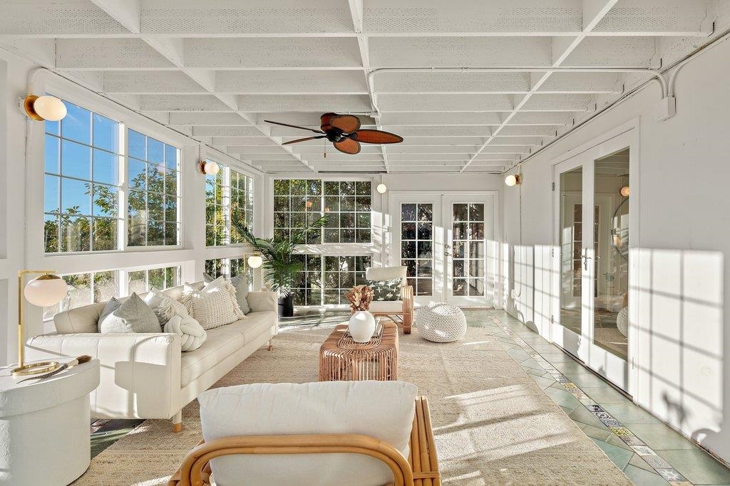 Detail Gallery Image 24 of 57 For 6121 Chelton Drive, Oakland,  CA 94611 - 2 Beds | 1/1 Baths