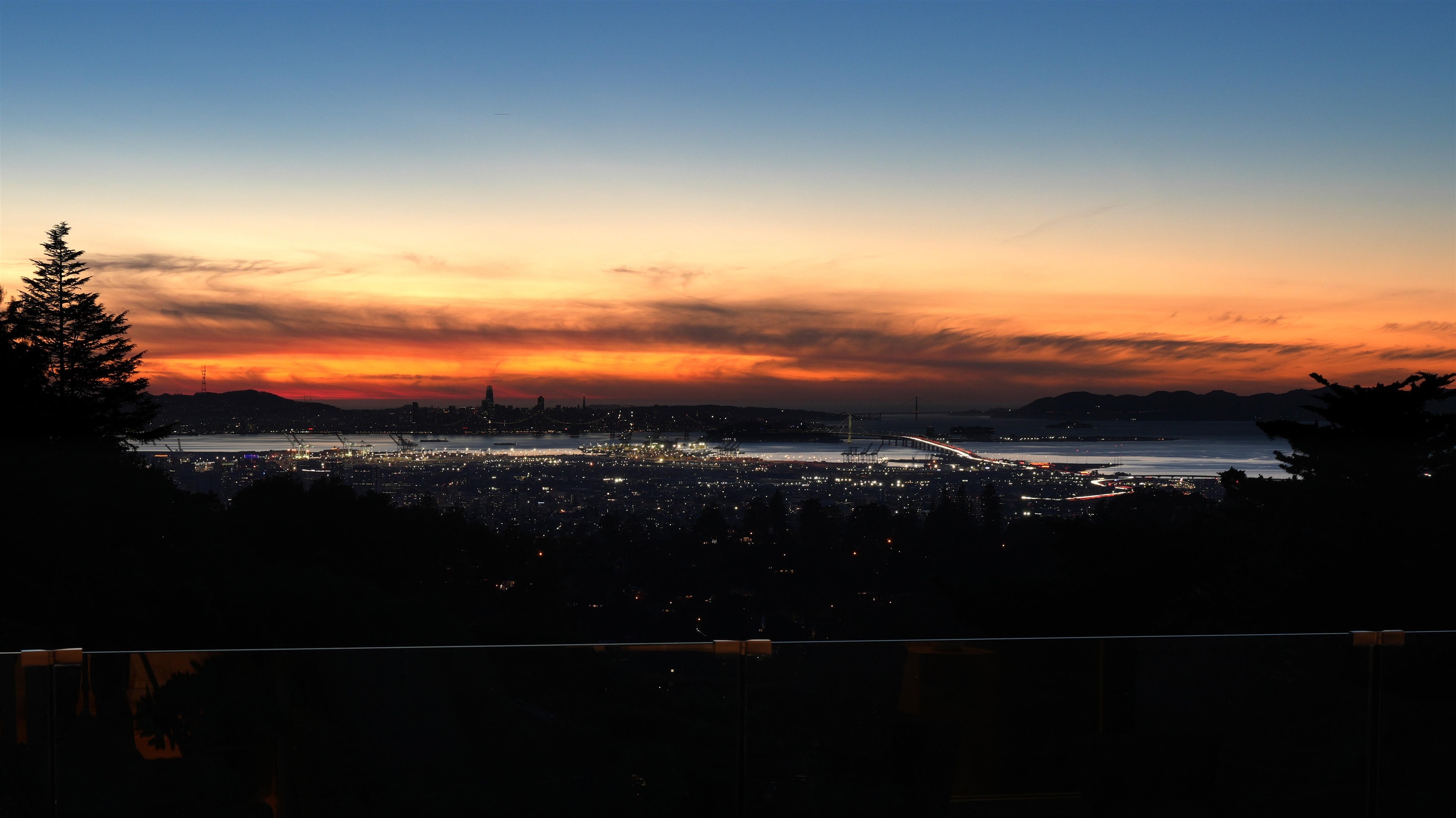 Detail Gallery Image 32 of 57 For 6121 Chelton Drive, Oakland,  CA 94611 - 2 Beds | 1/1 Baths