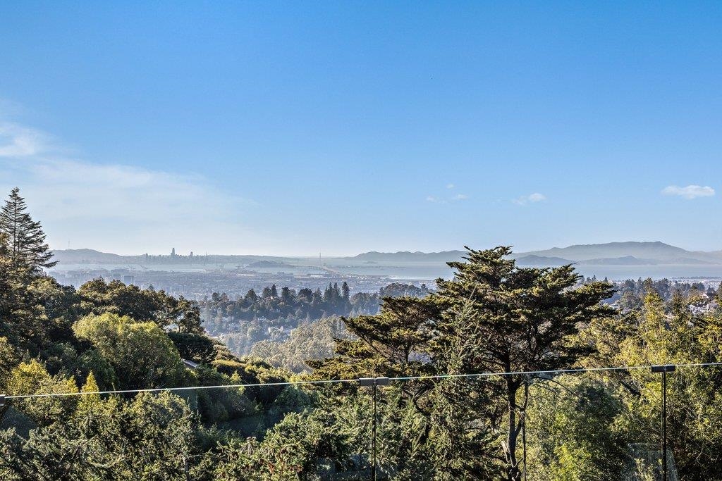 Detail Gallery Image 38 of 57 For 6121 Chelton Drive, Oakland,  CA 94611 - 2 Beds | 1/1 Baths