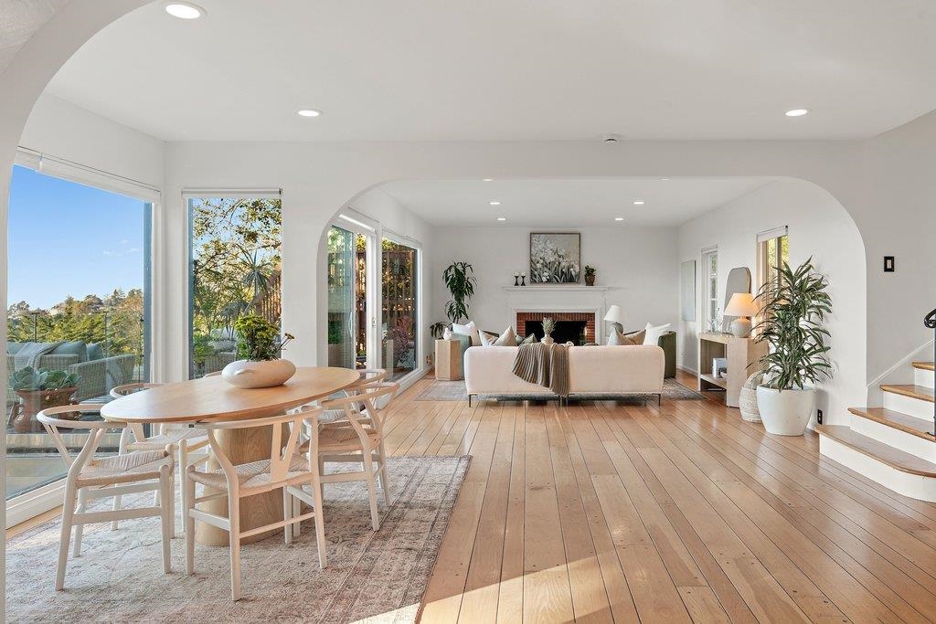 Detail Gallery Image 7 of 57 For 6121 Chelton Drive, Oakland,  CA 94611 - 2 Beds | 1/1 Baths