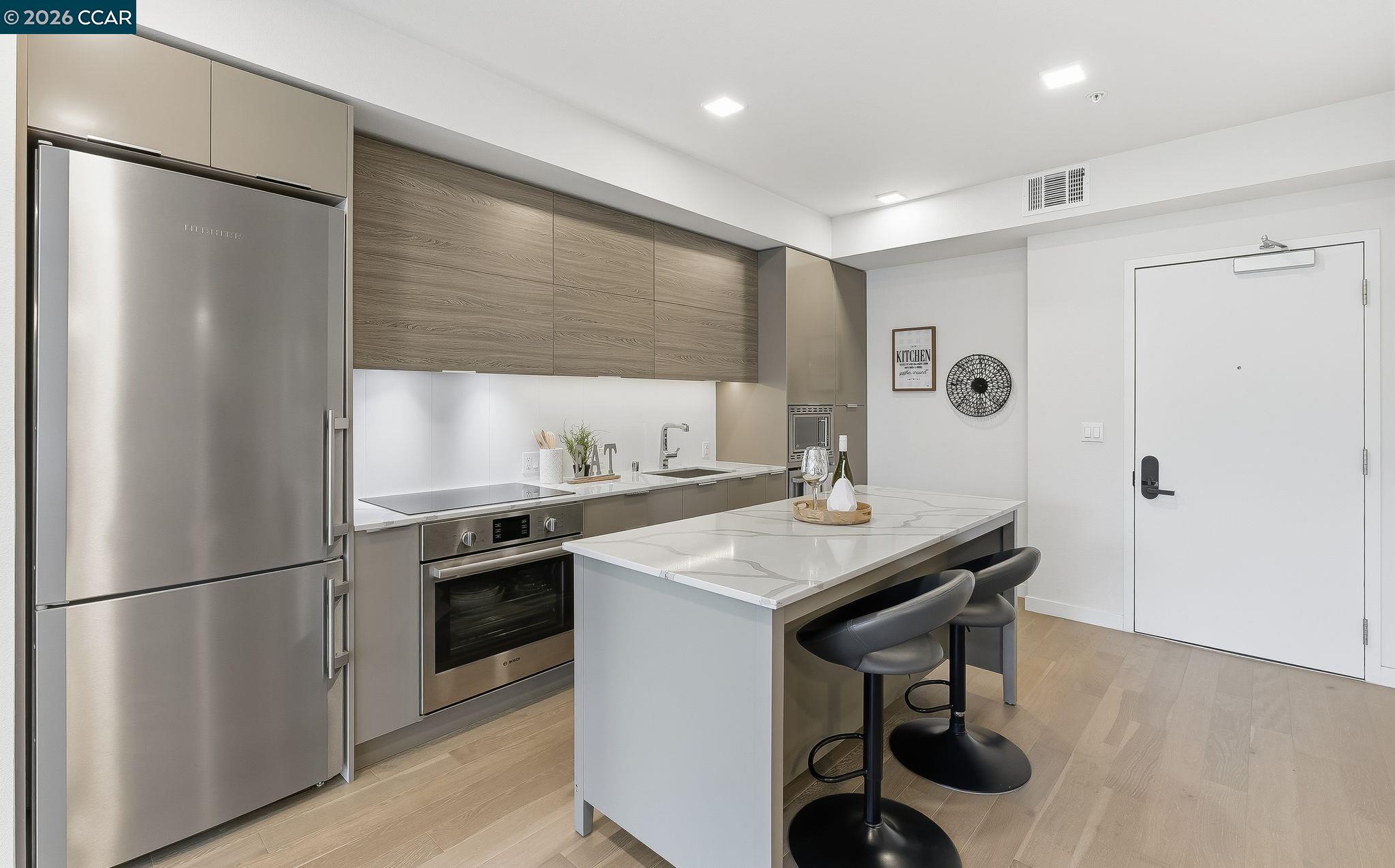 Photo #4: 41121752 Listing: Photo #4