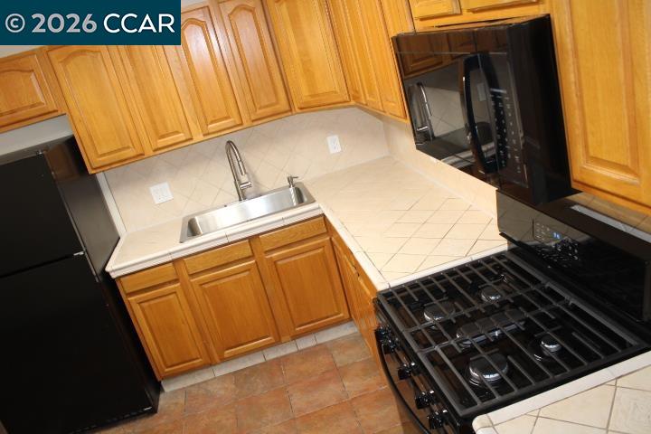 Detail Gallery Image 10 of 17 For 325 21st St. #325,  Richmond,  CA 94801 - 2 Beds | 1 Baths