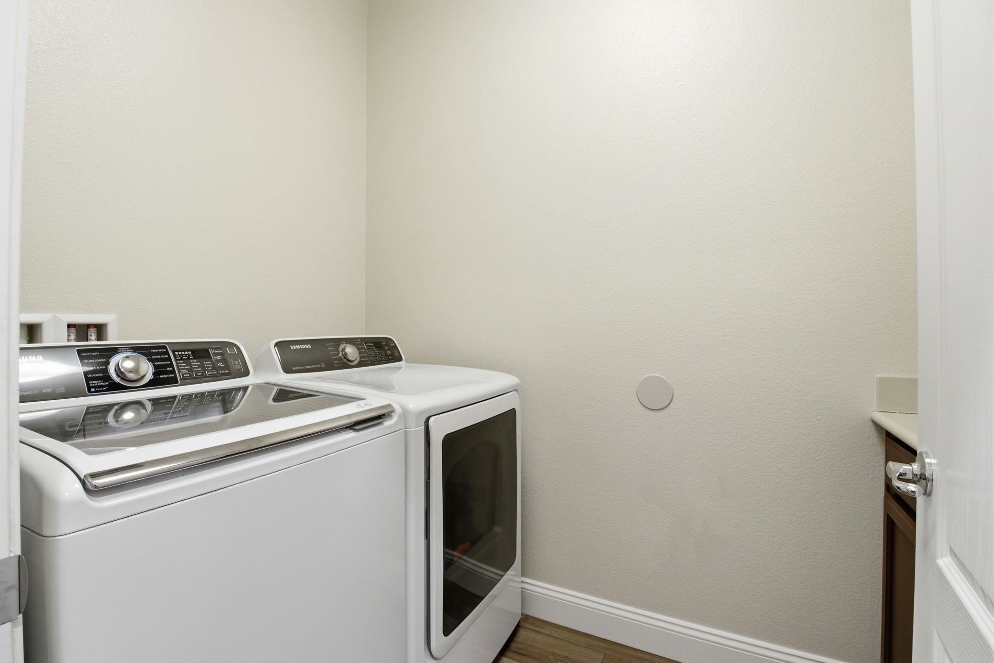 Detail Gallery Image 24 of 34 For 868 N San Remo Ln, Mountain House,  CA 95391 - 4 Beds | 2/1 Baths