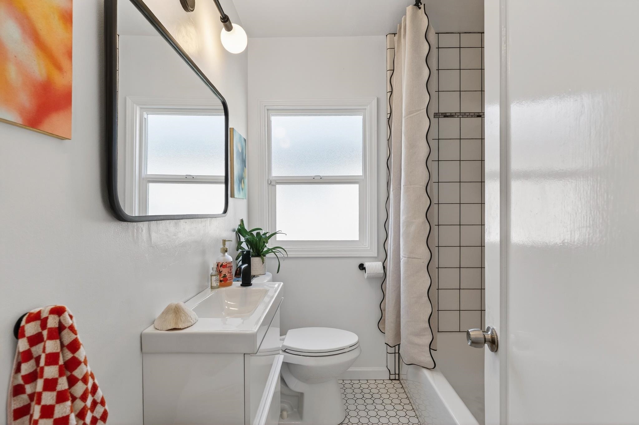 Detail Gallery Image 13 of 32 For 2009 Coalinga Ave, Richmond,  CA 94801 - 2 Beds | 1 Baths