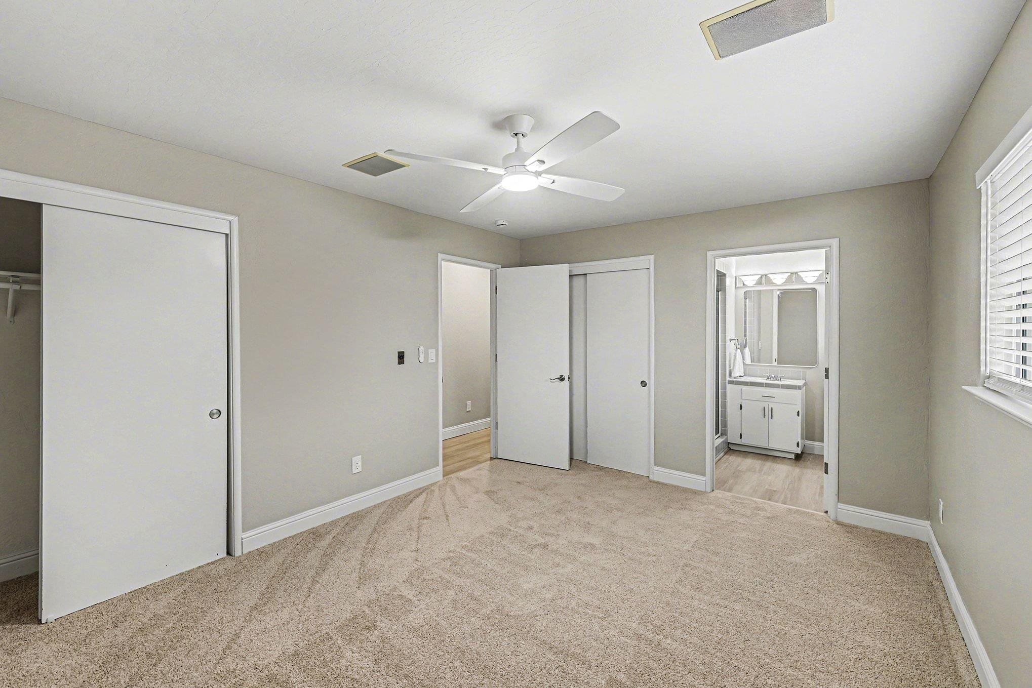 Detail Gallery Image 18 of 29 For 6 Lake St, Pittsburg,  CA 94565 - 5 Beds | 3 Baths