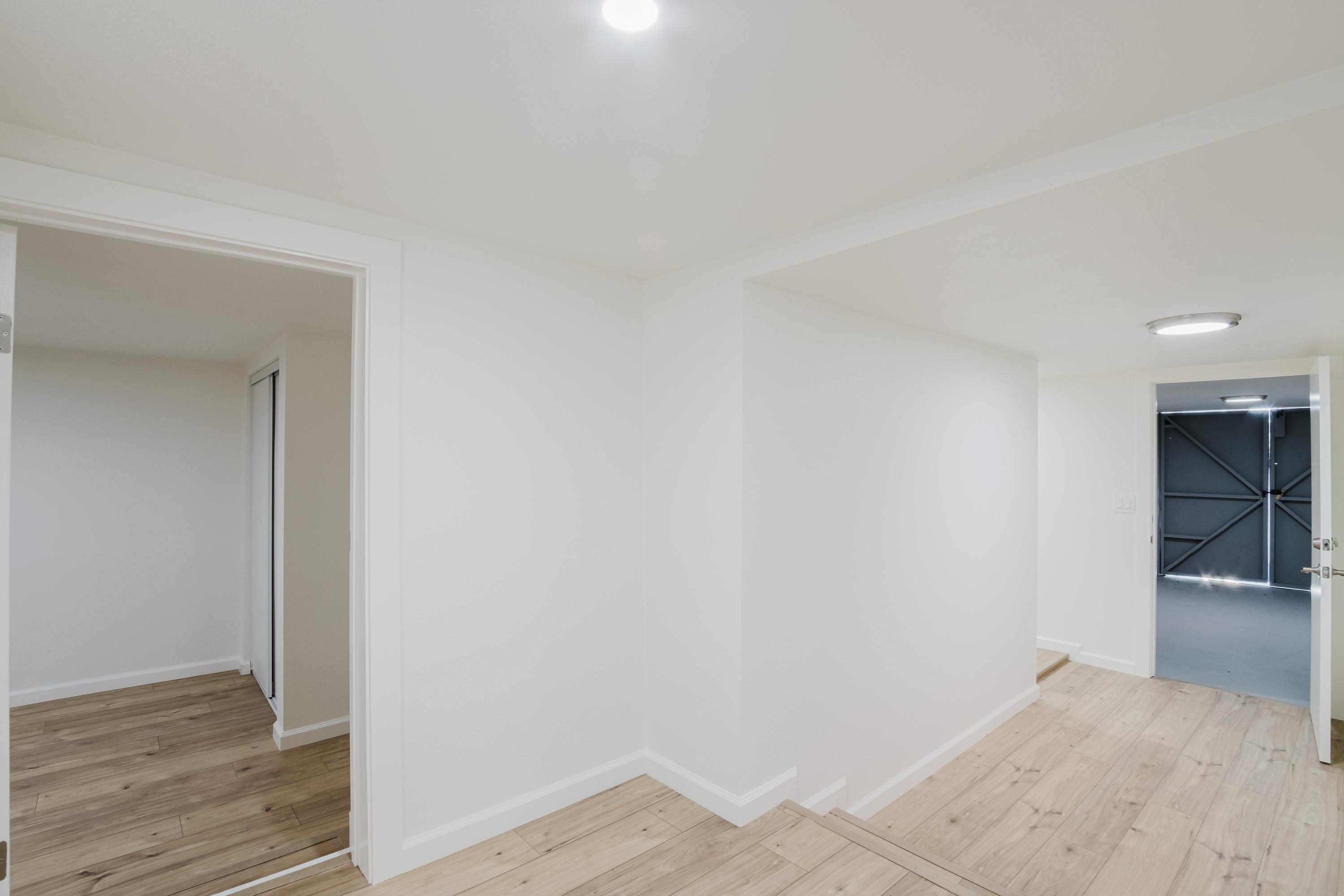 Detail Gallery Image 28 of 33 For 1778 8th St, Oakland,  CA 94607 - 6 Beds | 3 Baths