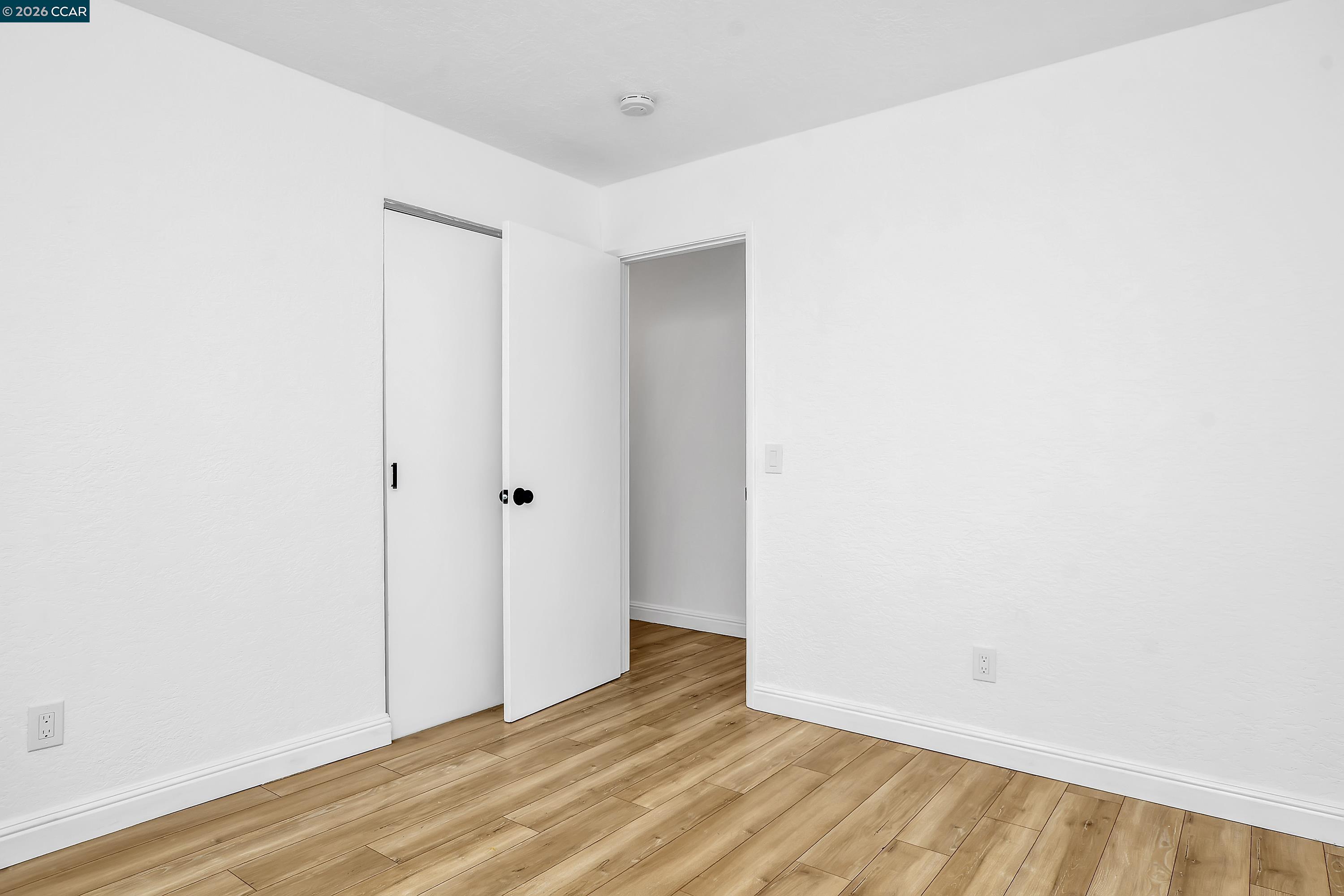 Detail Gallery Image 14 of 45 For 4126 Camelot Ct, Pittsburg,  CA 94565 - 4 Beds | 2 Baths