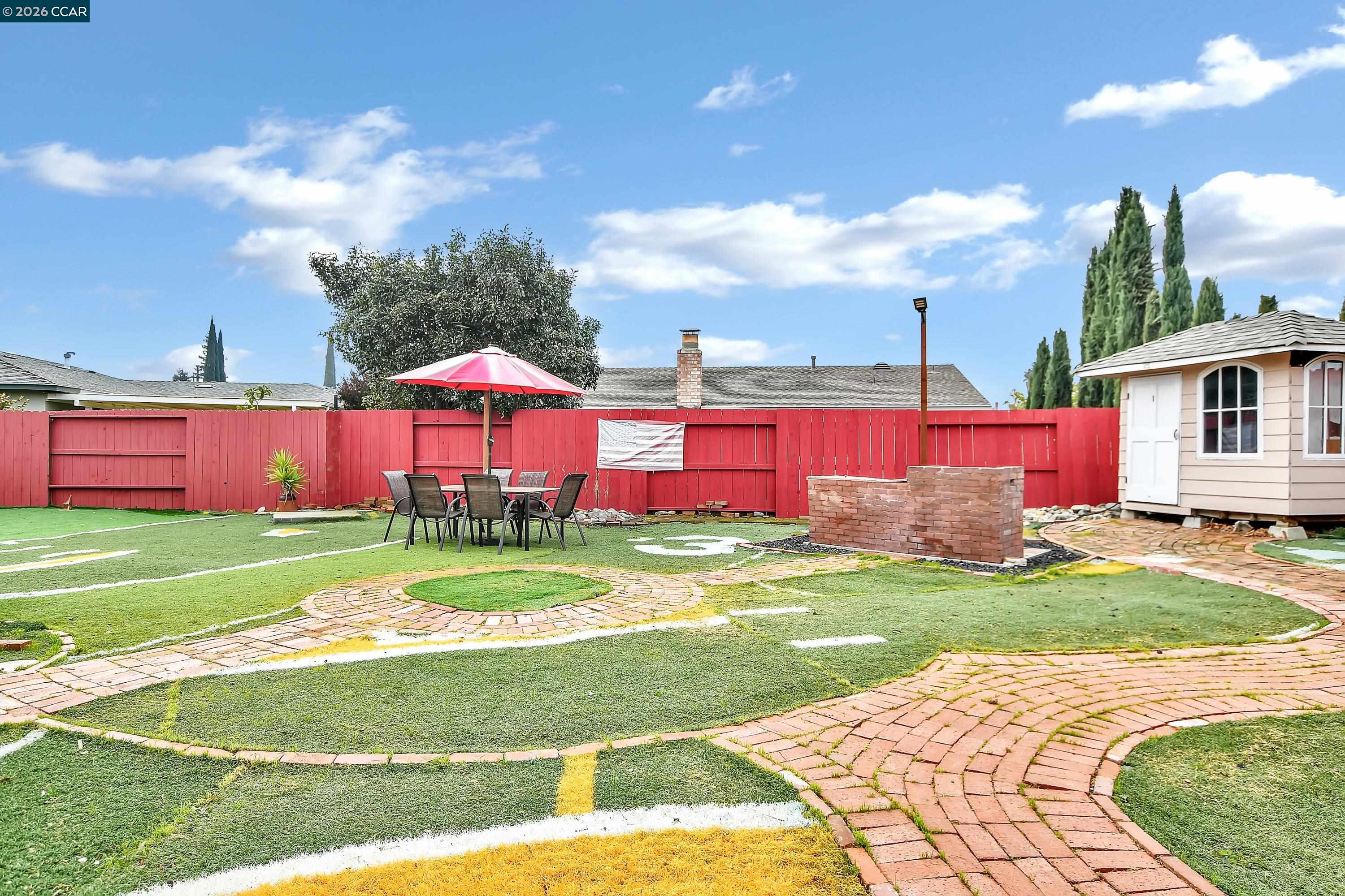 Detail Gallery Image 35 of 45 For 4126 Camelot Ct, Pittsburg,  CA 94565 - 4 Beds | 2 Baths