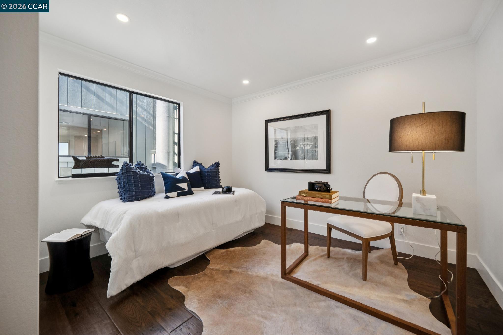 Detail Gallery Image 37 of 49 For 3058 Polk Street #3,  San Francisco,  CA 94109 - 3 Beds | 2 Baths