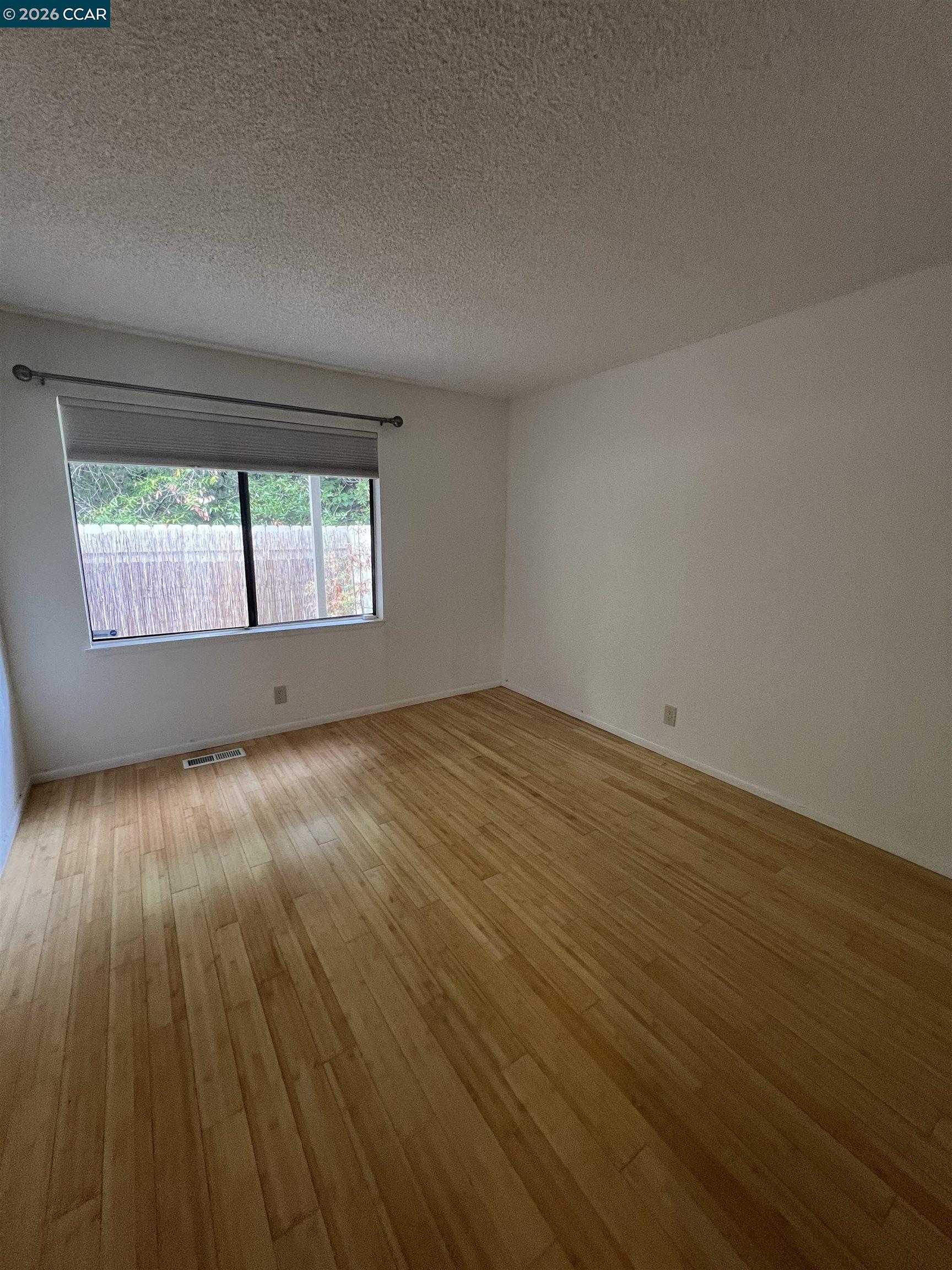 Photo #11: 41121767 Listing: Photo #11