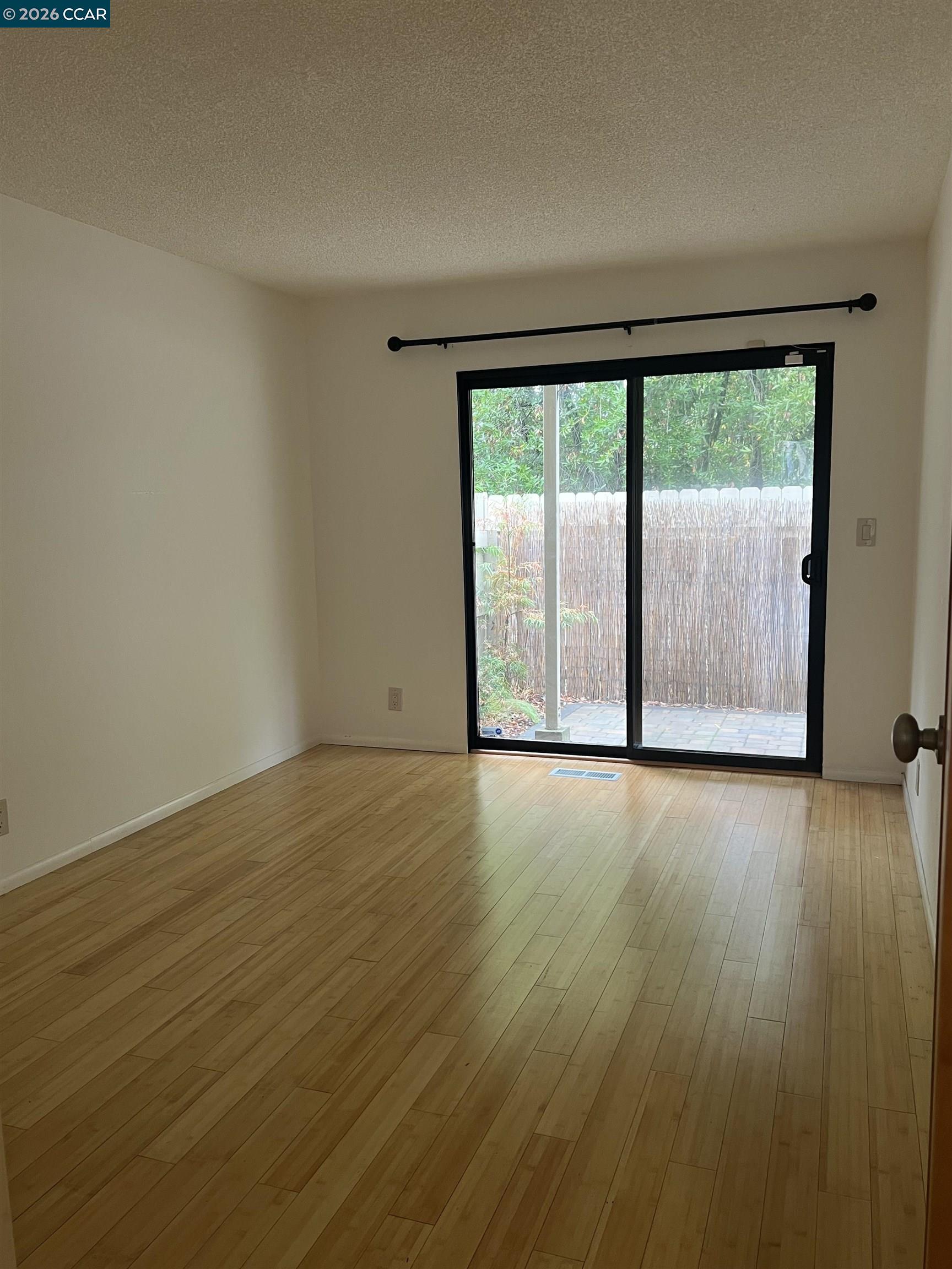 Photo #9: 41121767 Listing: Photo #9